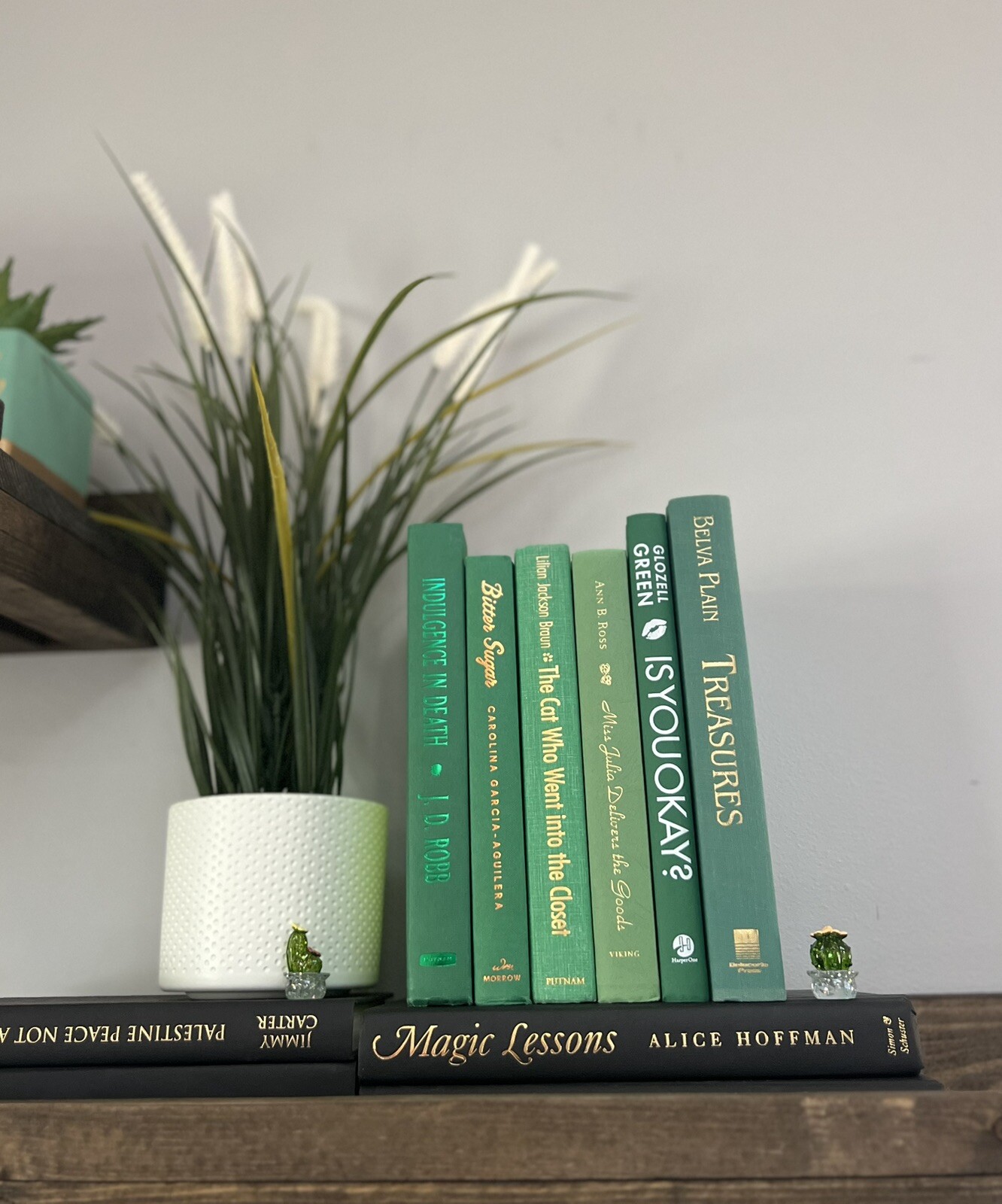 Stack of 6 colorful books for Decoration | Book Decor| Decorative Book set.