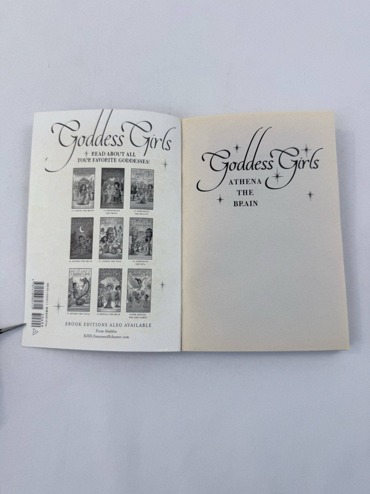 Goddess Girls Athena the Brain Joan & Suzanne 2010 Paperback Fast Ship!!