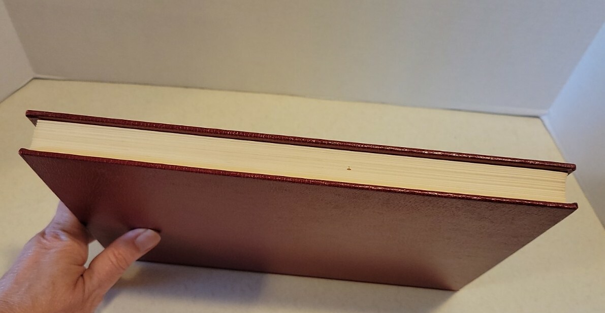 Five-Star Favorites: Recipes From Friends of Mamie and Ike (1974) 272 pages