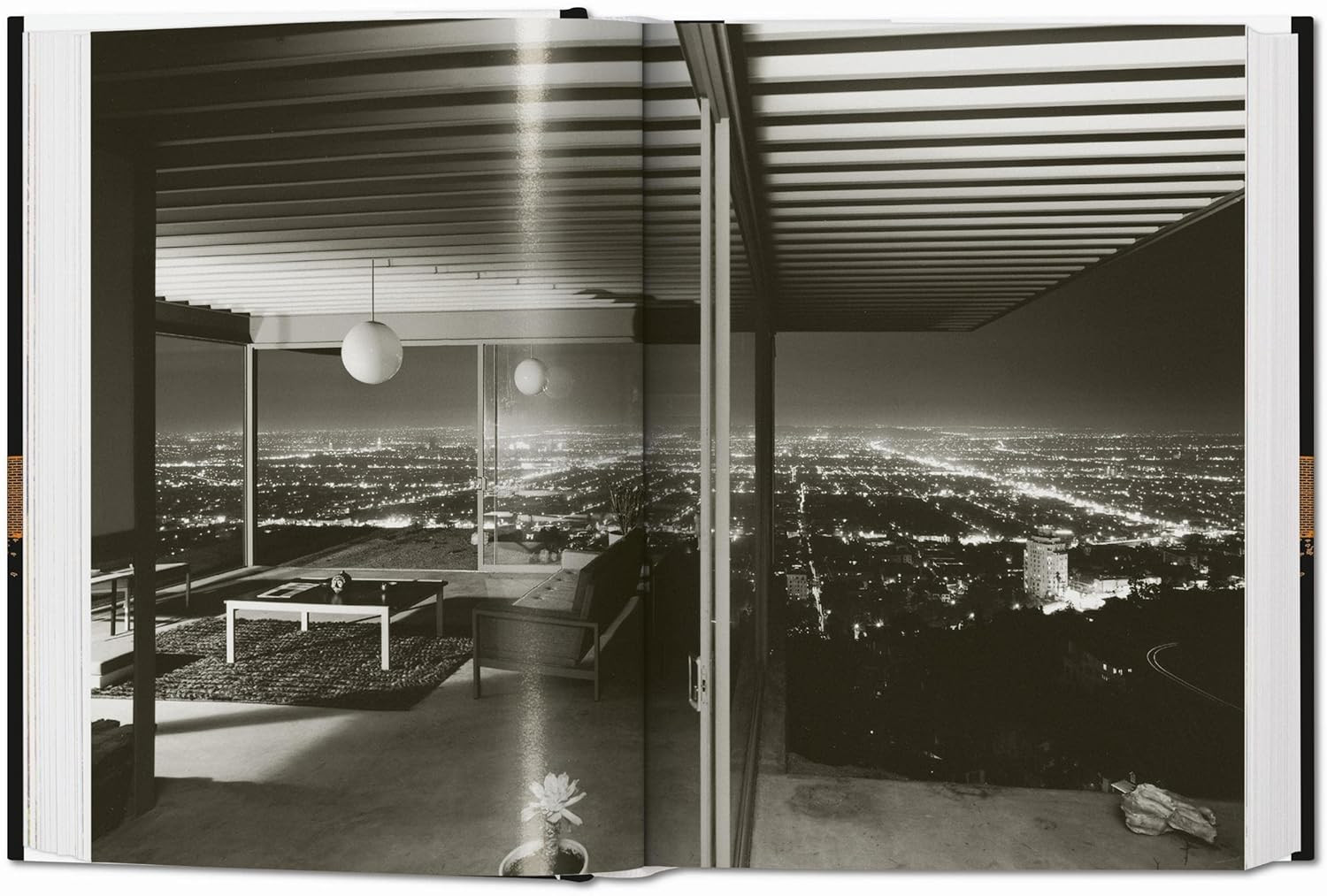 Case Study Houses: the Complete CSH Program 1945-1966. 45Th Ed. (45Th Edition) (