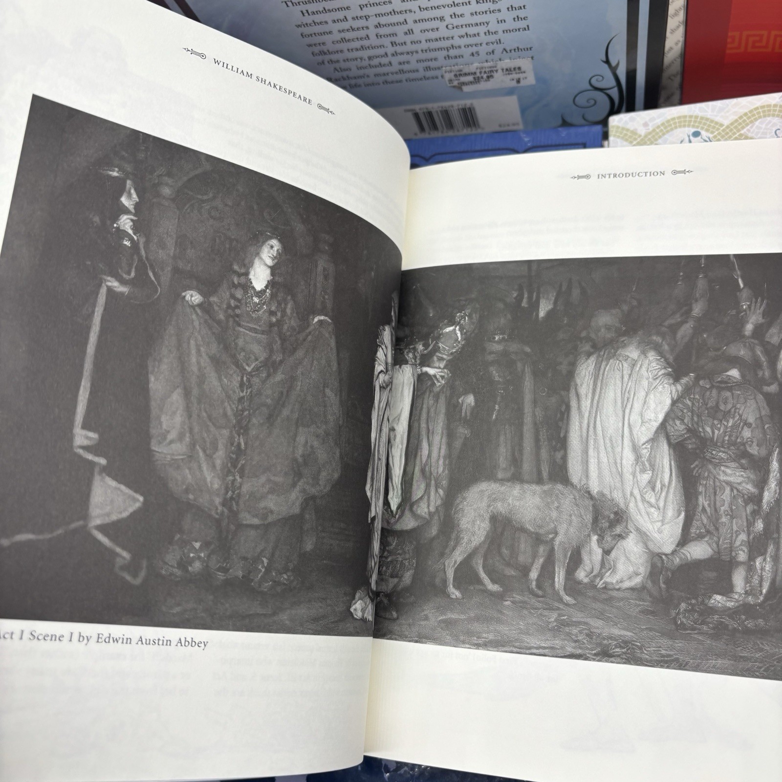 Set of 7 Illustrated Books with Slipcases Arcturus Publishing