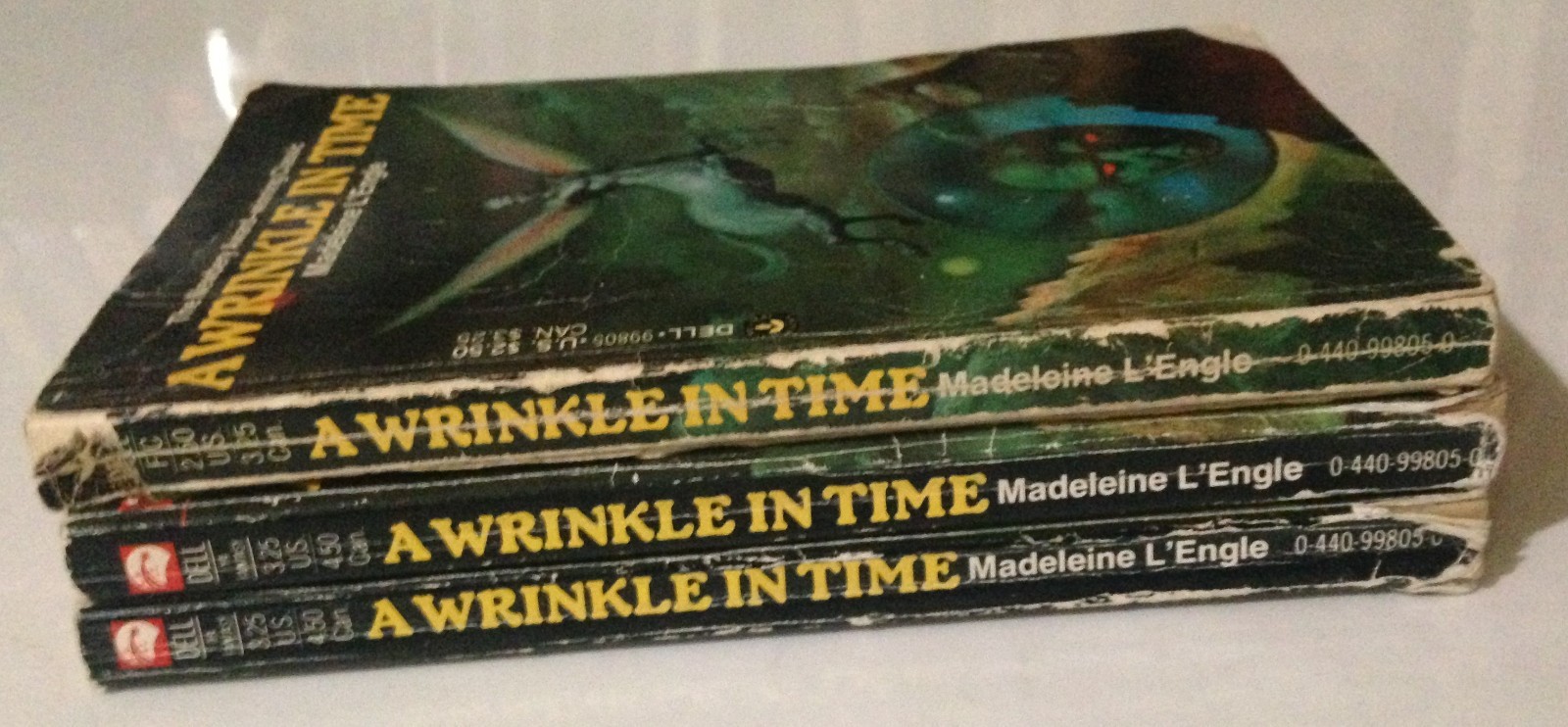 A Wrinkle in Time Madeleine L’Engle Laurel Leaf PB Book 1976 *3 Copies*