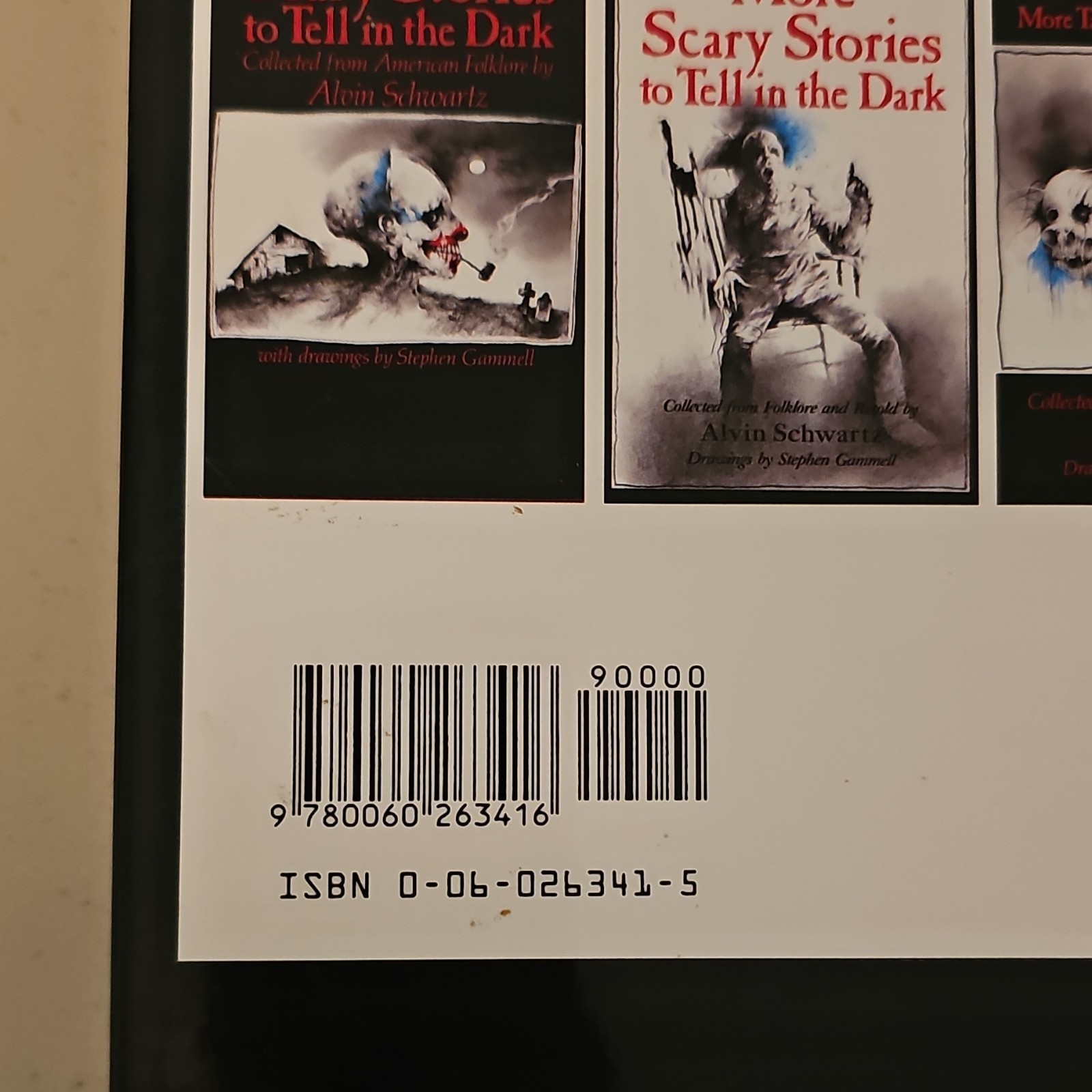 Alvin Schwartz Scary Stories Treasury Hardcover Horror Illustrated Gammell