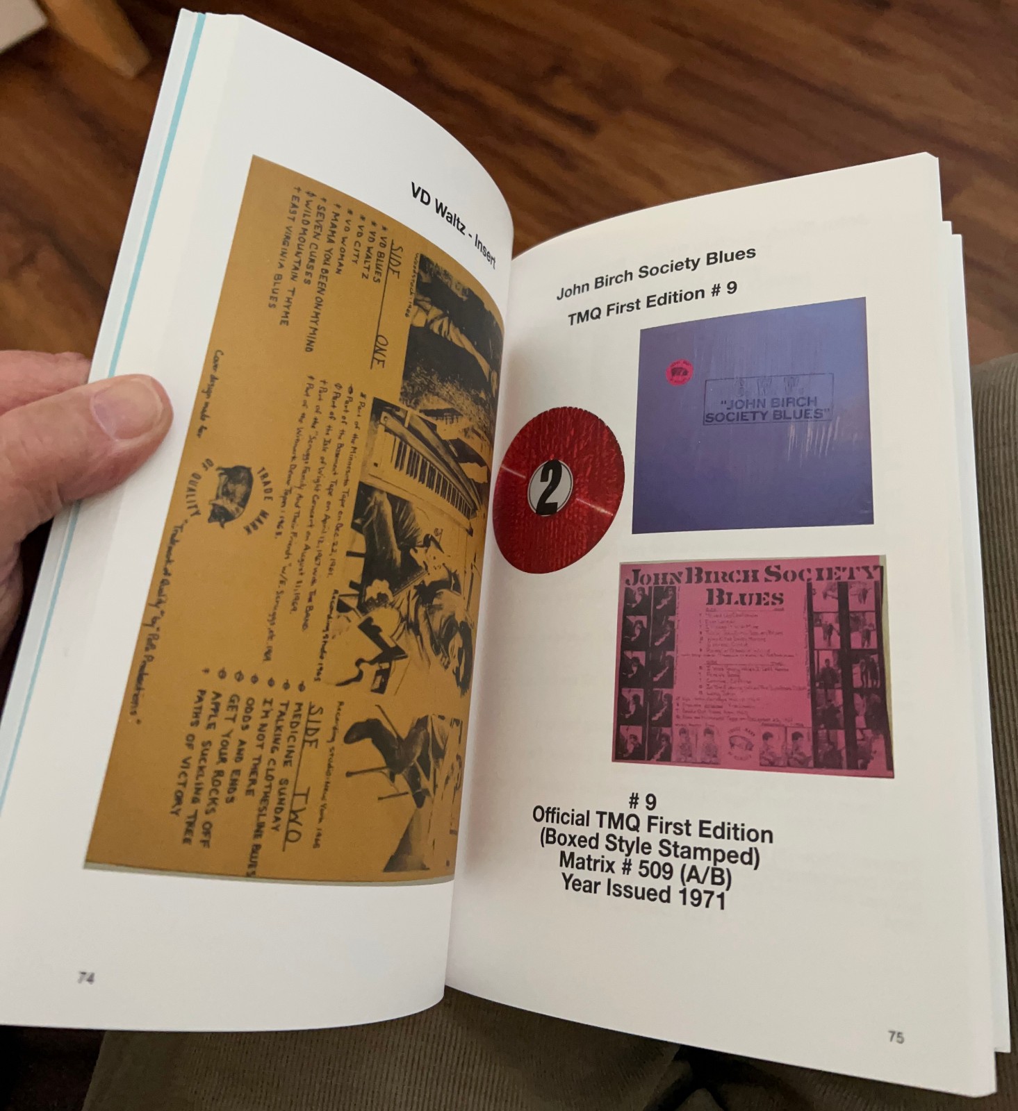 Book 6×9 132 page Illustrated picture book detailed guide Bob Dylan TMOQ/TMQ