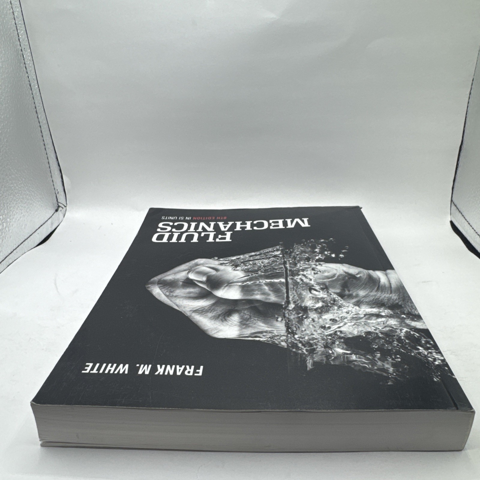 Fluid Mechanics, 8th Edition, In SI Units