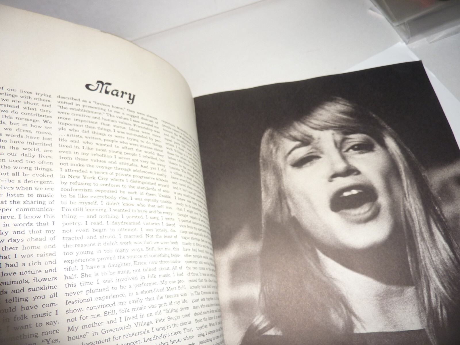 Peter, Paul And Mary Paperback Book 1964 Photos History 13″ X 10″ 32 Pages Good
