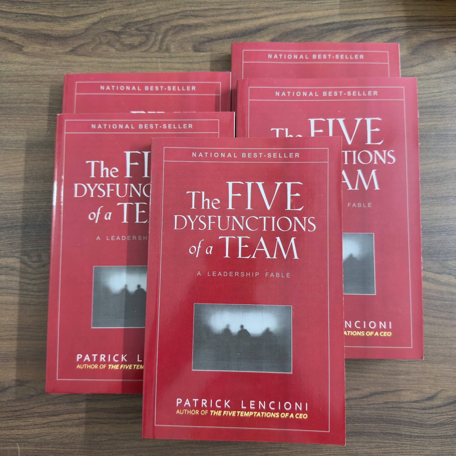 The Five Dysfunctions of a Team : A Leadership Fable, BESTSELLER