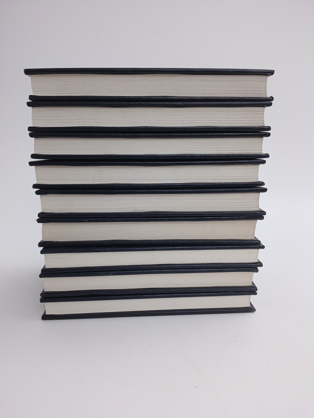 Lot Of 9 VTG Agatha Christie Bantam Leatherette Mystery Collection Books