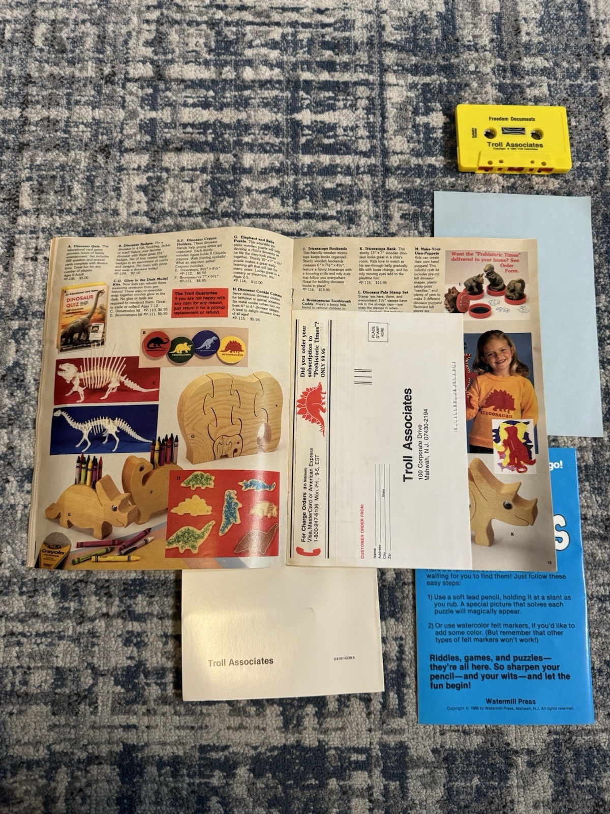 Vintage Scholastic 1980’s TROLL BOOK CLUB Teacher FLYER BOOKLET BAG SET w/ Tape