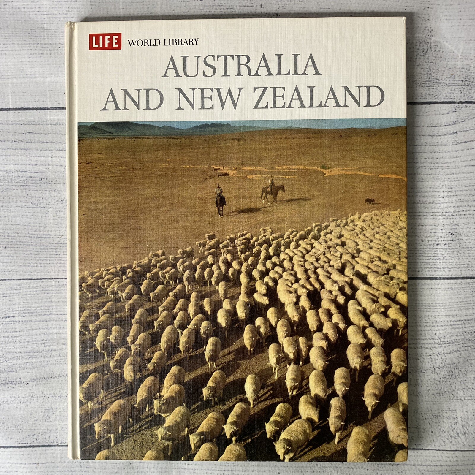 Life World Library AUSTRALIA AND NEW ZEALAND Hardcover 1969