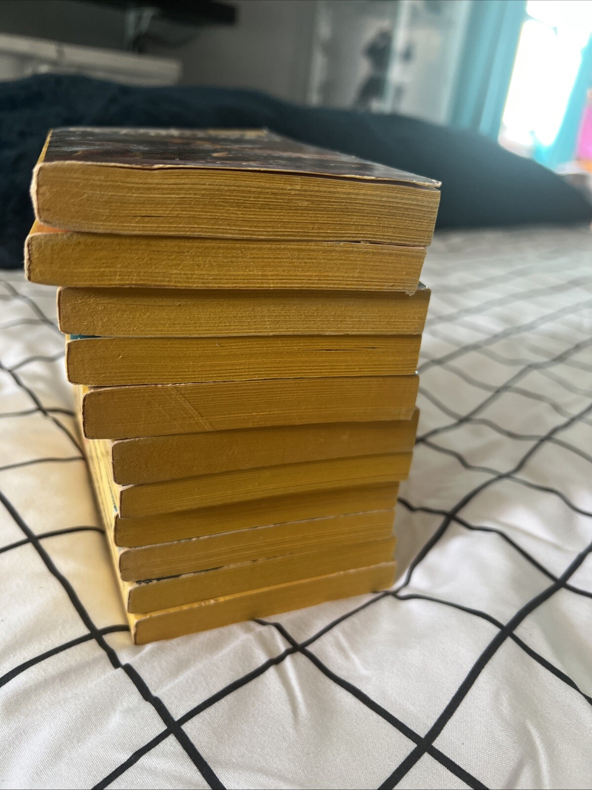 Lot 11 Dray Prescot DAW books, paperbacks in good condition