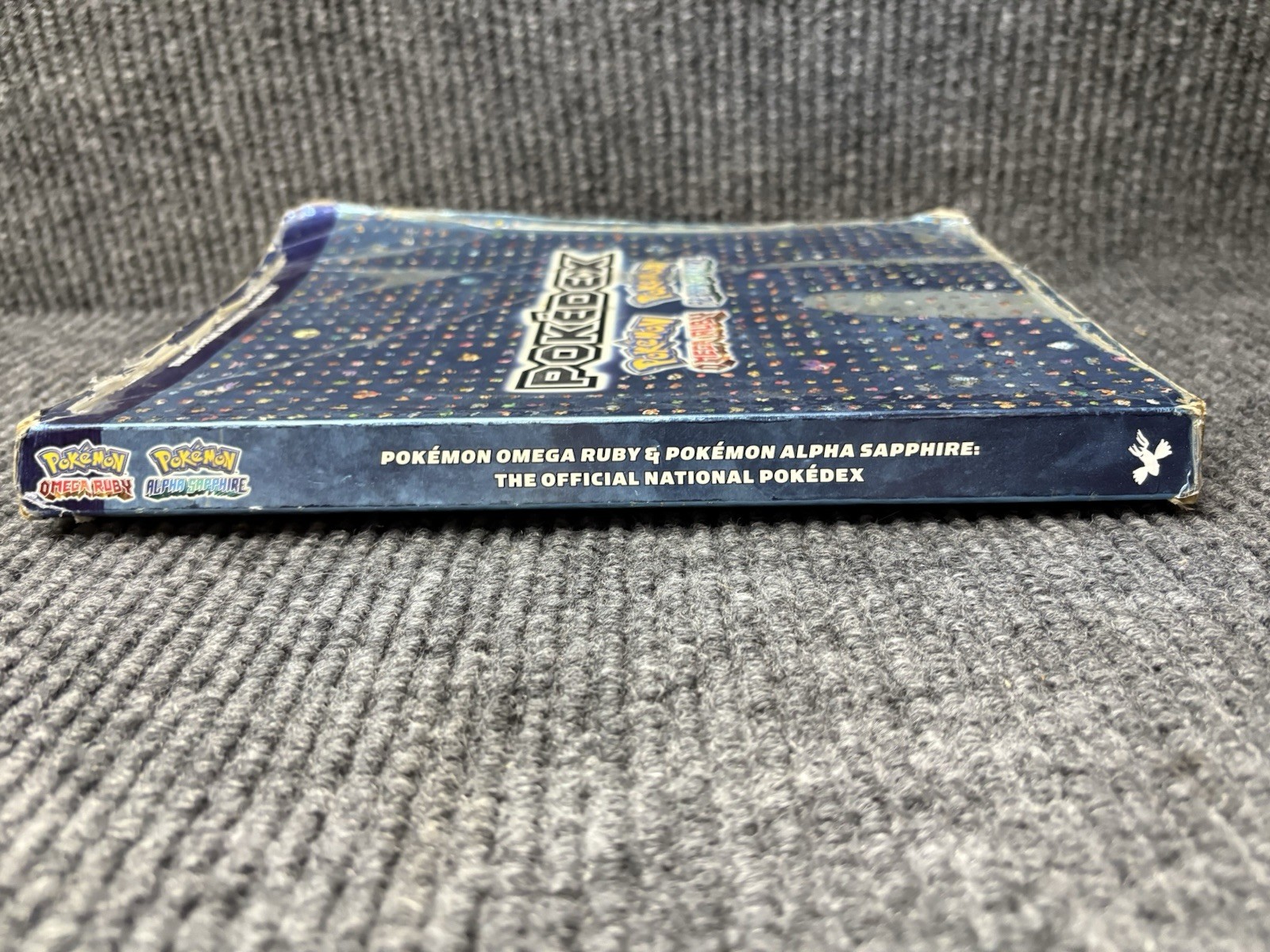 Pokémon Omega Ruby and Pokémon Alpha Sapphire Official National Pokédex BOOK