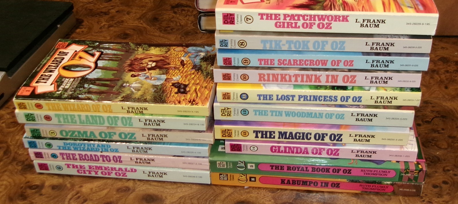 16 Del Rey Wizard of Oz Books Set 1-16 Lot
