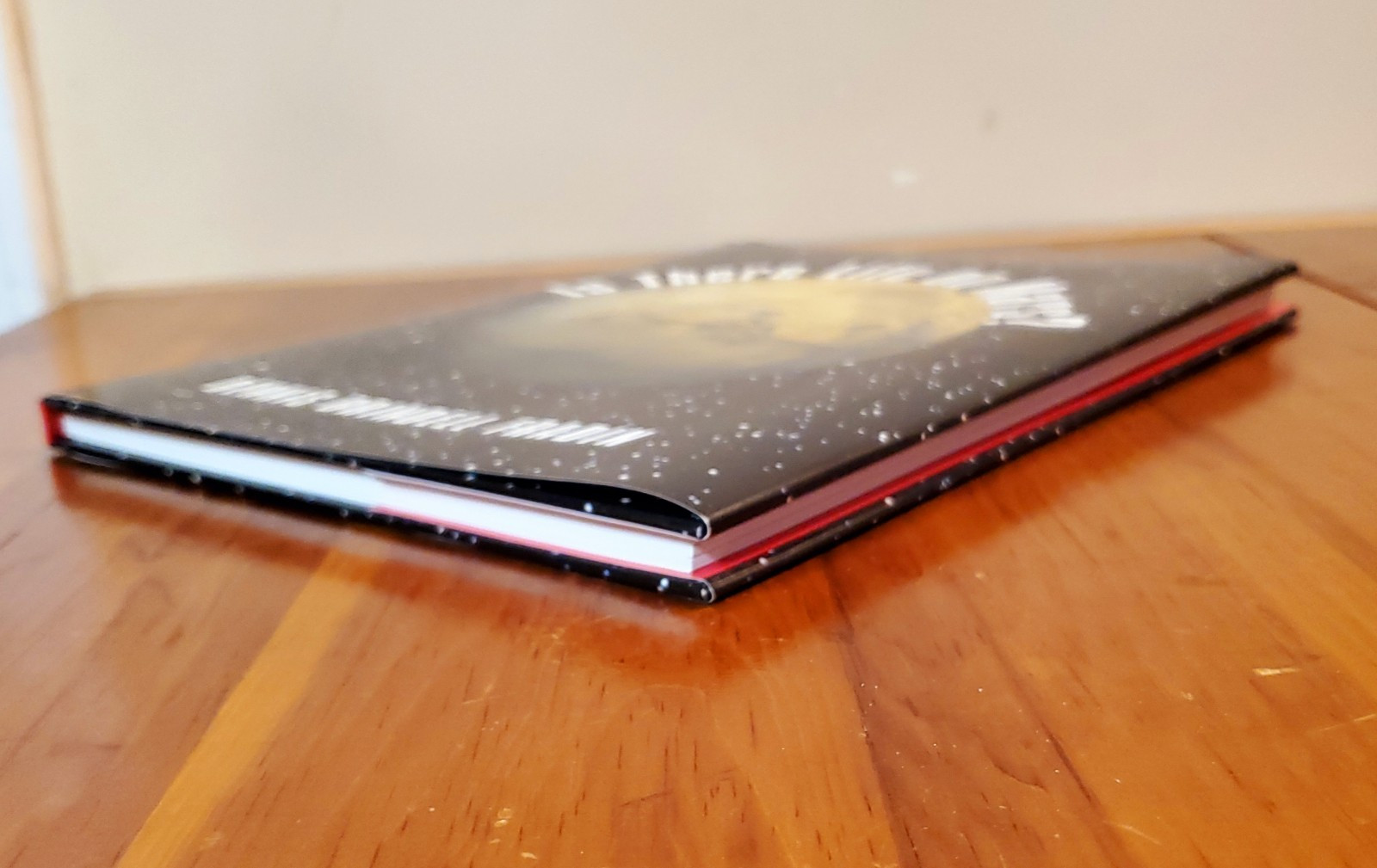 NEW Is There Life on Mars? Fradin Large 9×11.5″ Hardcover In Matching Jacket