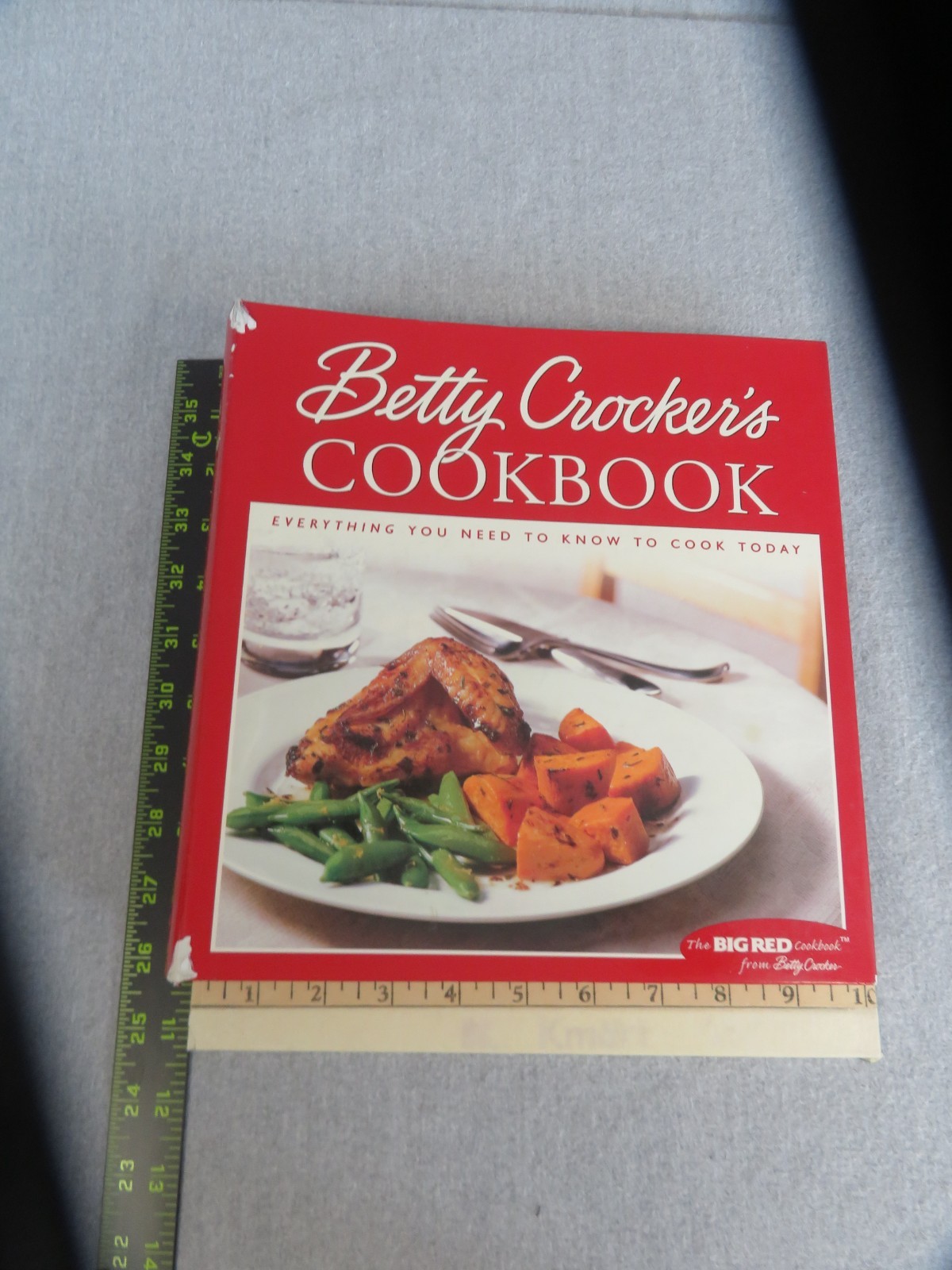 Betty Crocker’s Cookbook 3 Ring Binder Index Tabs 576 Pages
