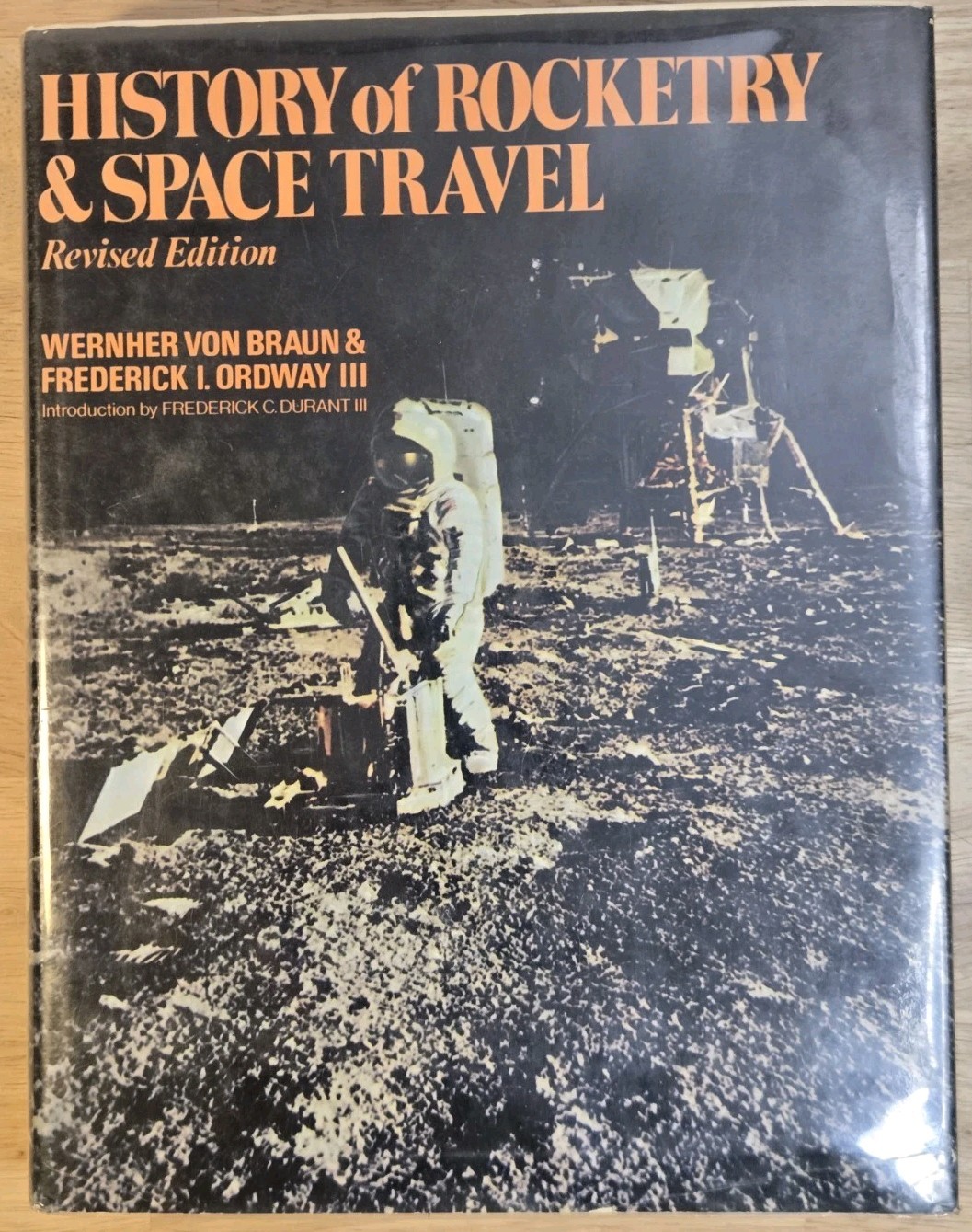 Vintage 1969 History Of Rocketry & Space Travel Von Braun Ordway Crowell HC NASA