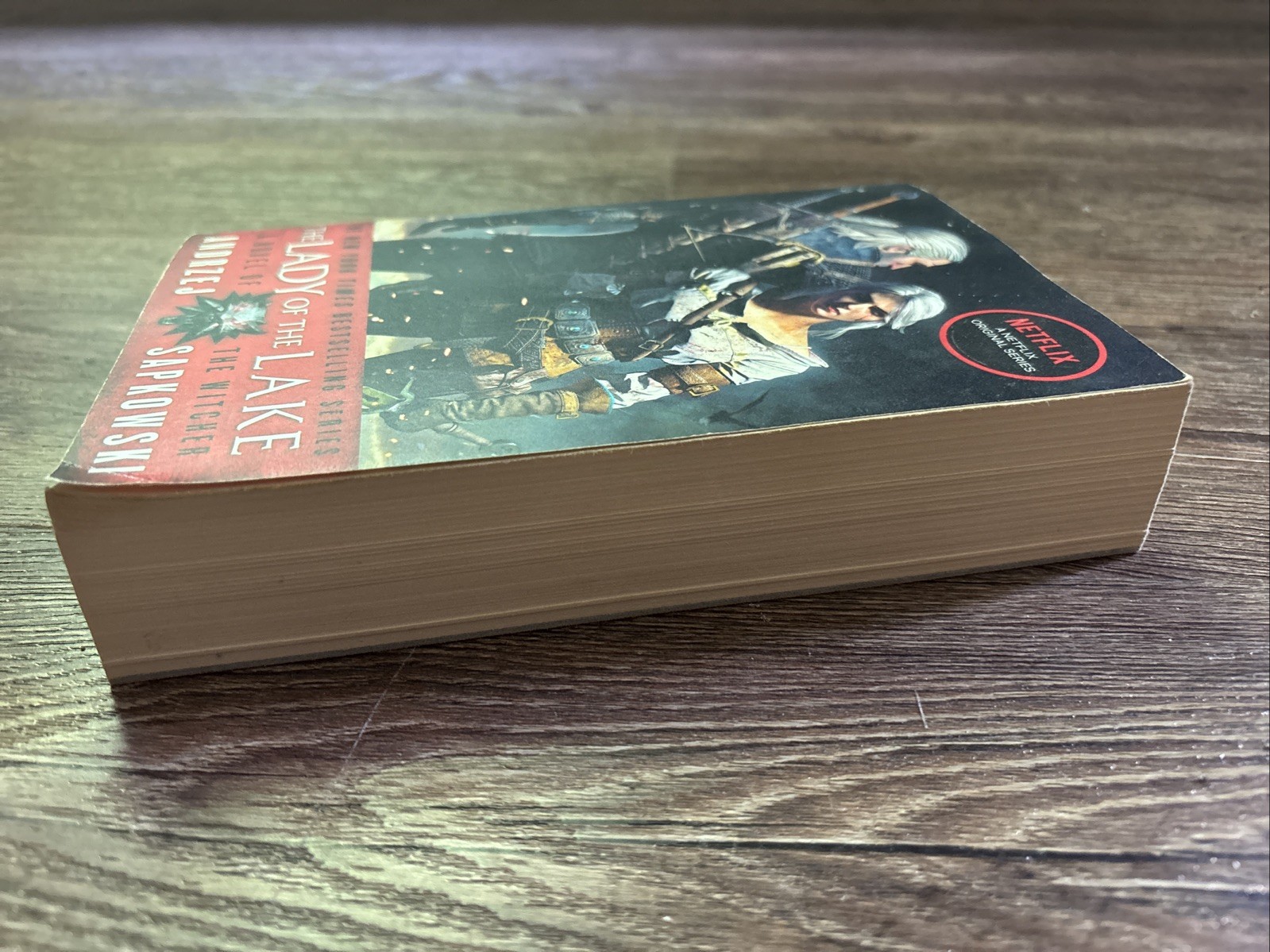 The Lady of the Lake (The Witcher, 5) – Andrzej Sapkowski Netflix – Y606
