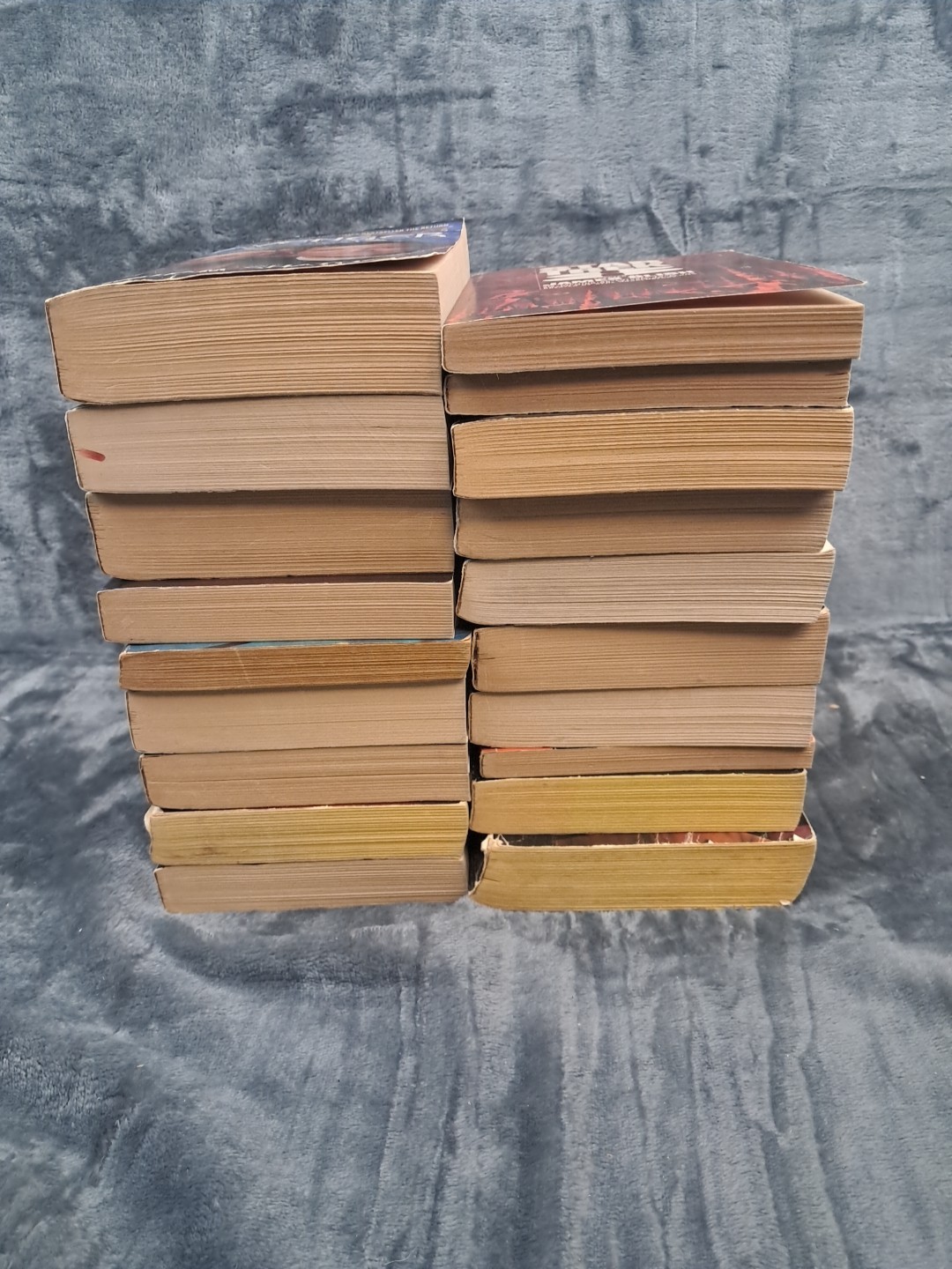 Mixed Lot of 19 Star Trek Books – Mix of books from 70s 80s 90s and 2000s