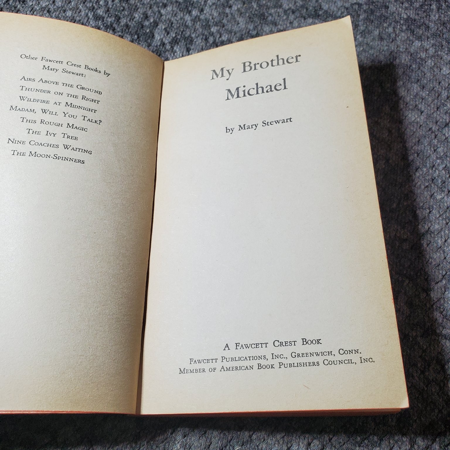 Nine Coaches Waiting Mary Stewart 1969 Reprint Suspense Gothic Romance Fawcett