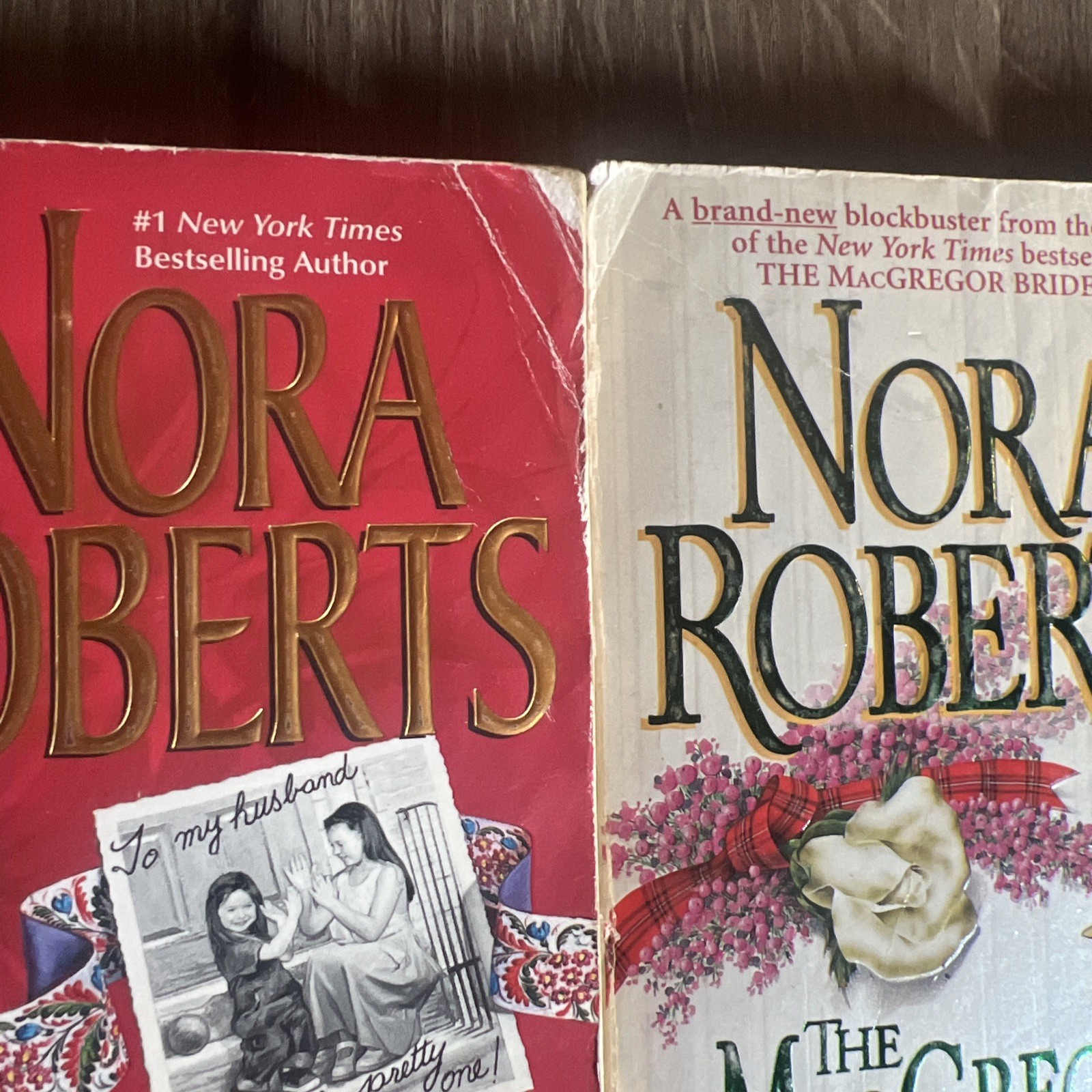 Lot of 27 NORA ROBERTS books Romance Thriller Suspense The Garden Three Sisters
