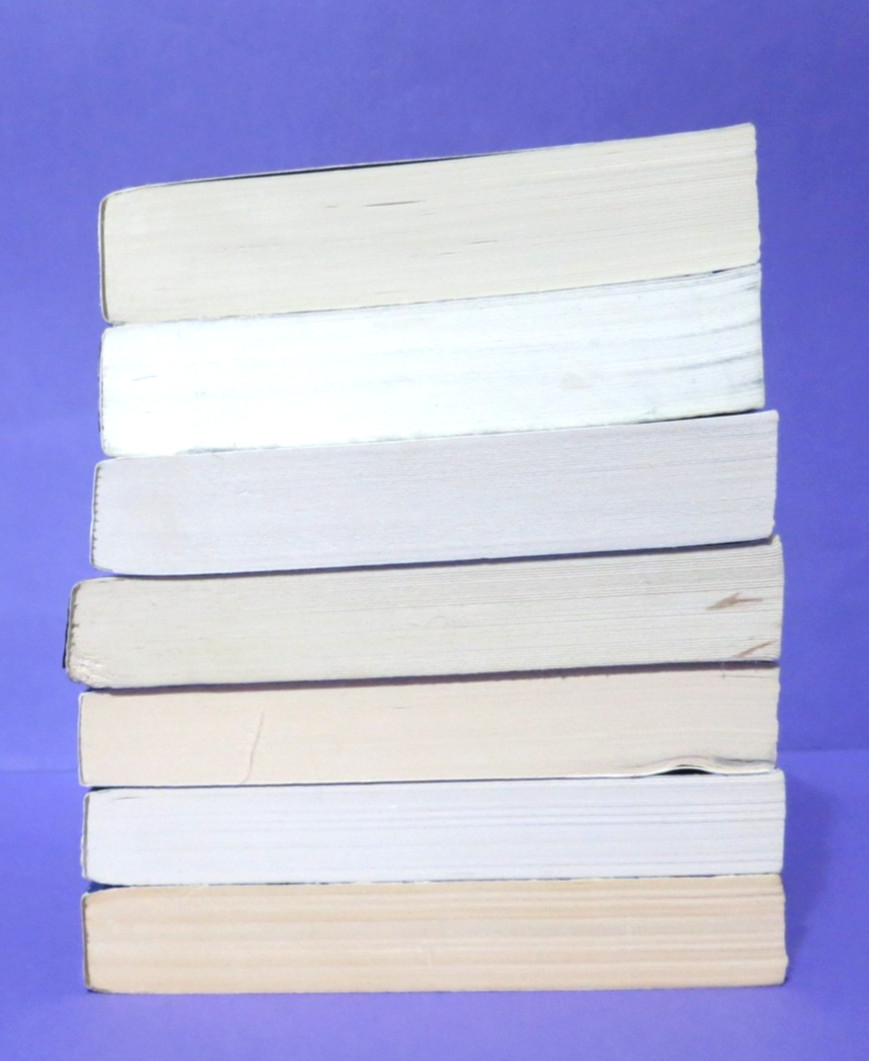Lot of Fantasy/Horror: Silvia Moreno-Garcia/Shea Ernshaw/Erin Morgenstern 7 TPBs