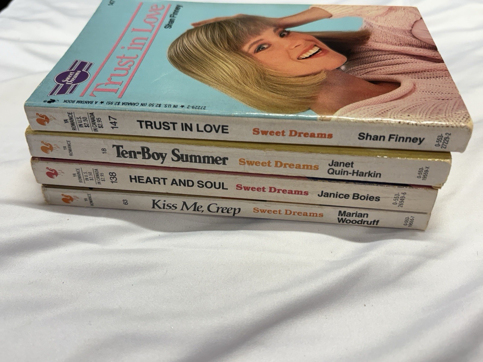 1980’s Sweet Dreams Vintage Paperback Books Young Teens Reading Lot Of 4
