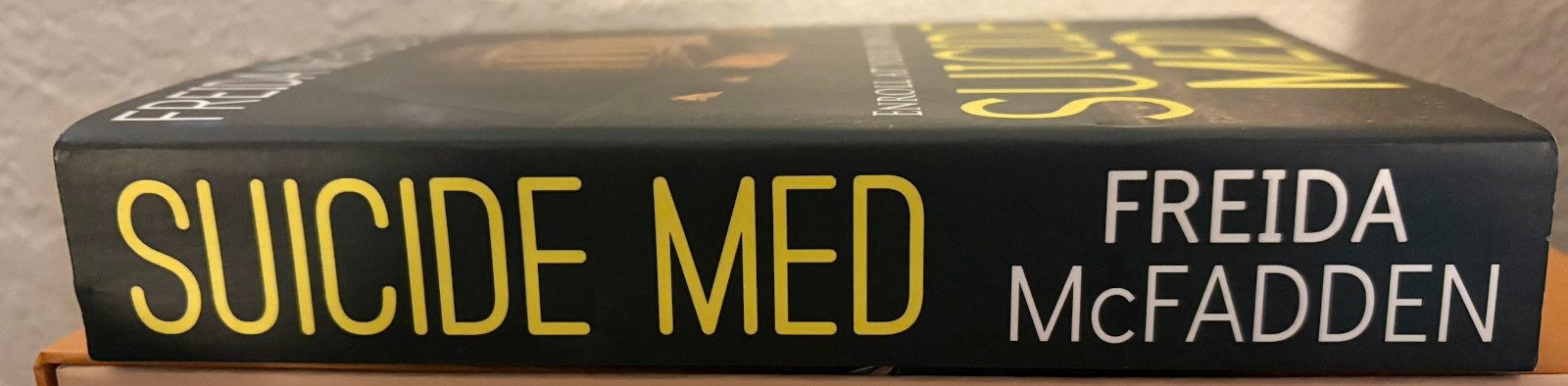 Suicide Med by Freida McFadden (2014, Trade Paperback, RARE, out of print)