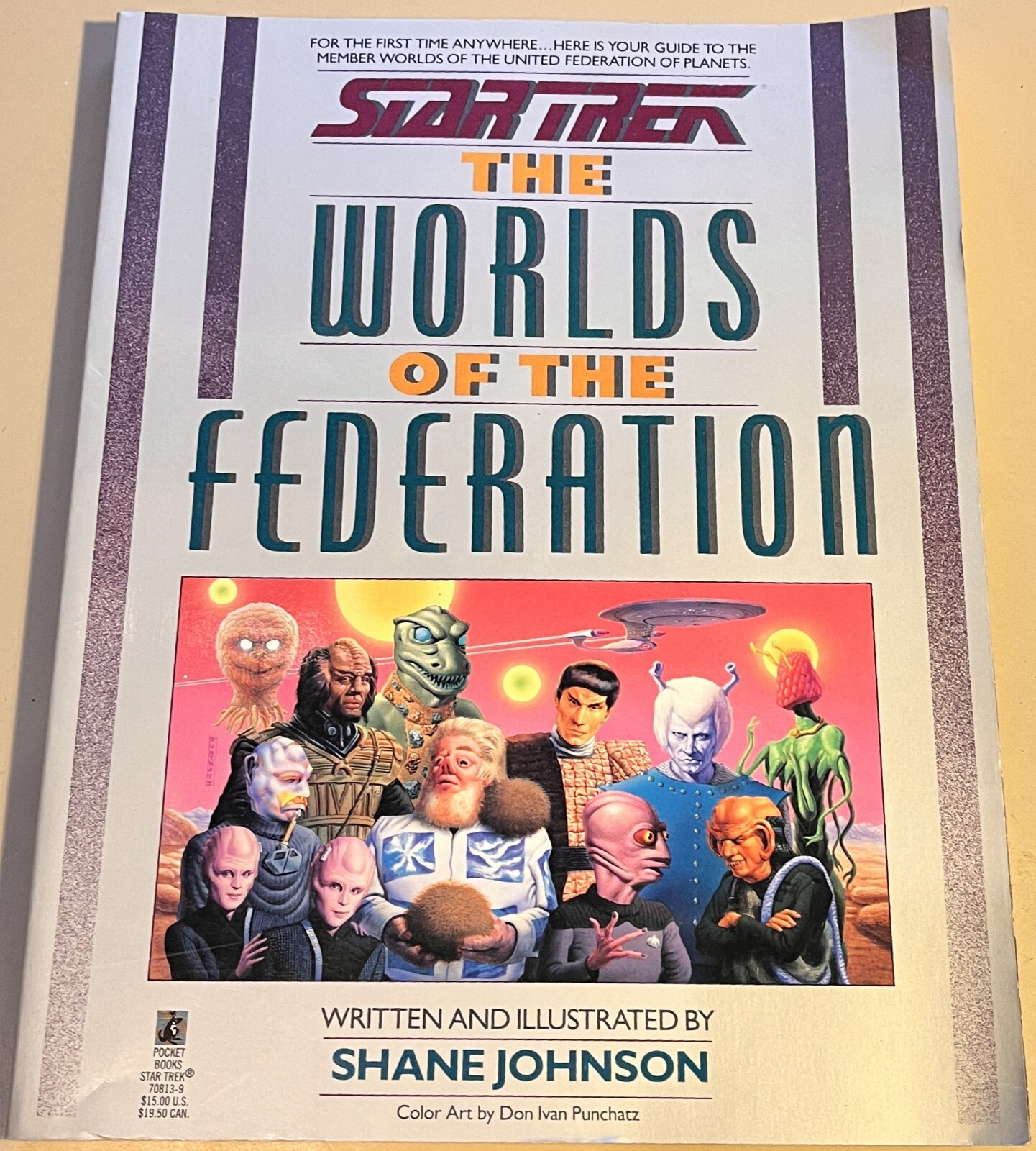 Star Trek The Worlds of the Federation Paperback By Shane Johnson 162 Pages GOOD