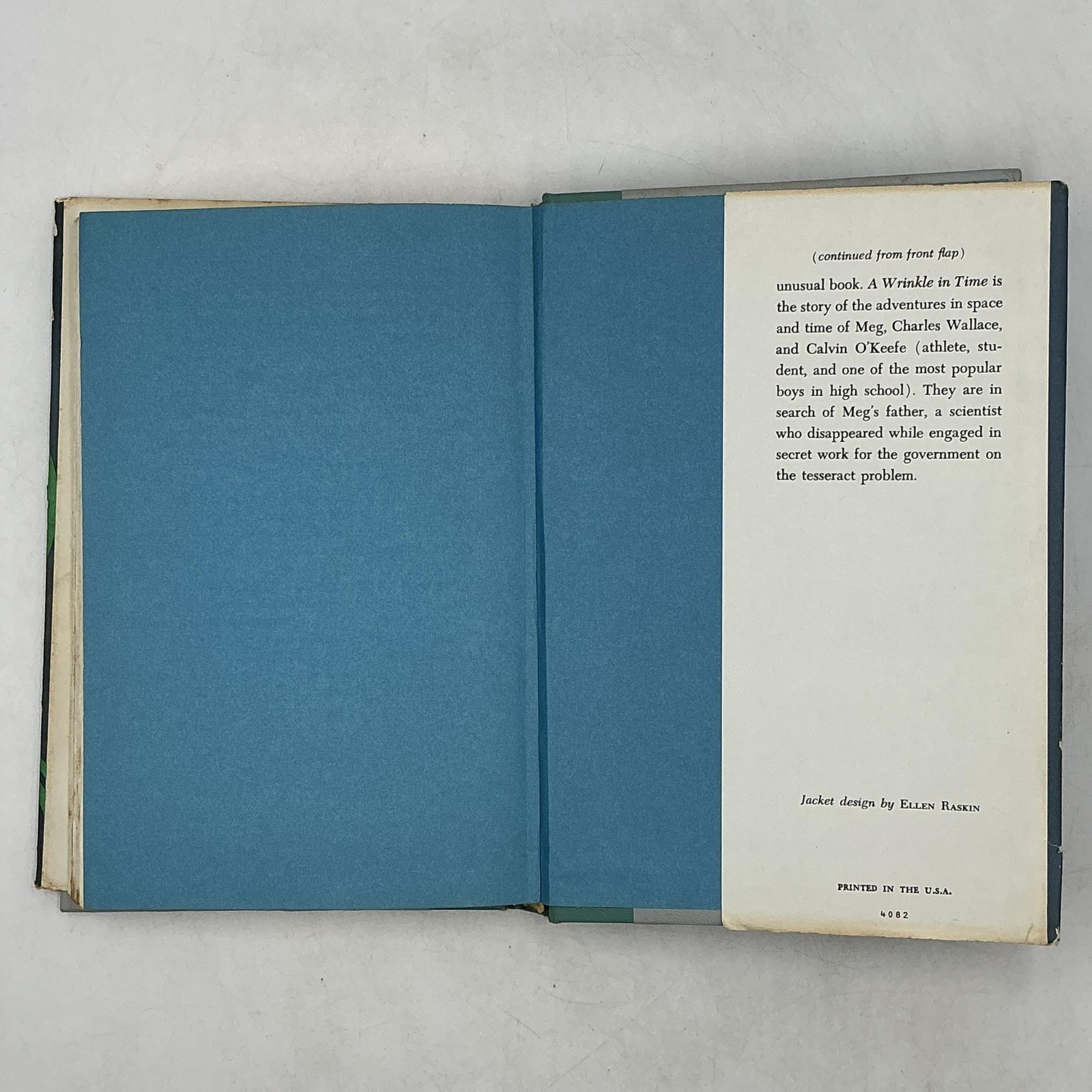 A WRINKLE IN TIME Madeleine L’Engle 1962 1st Ed HC DJ Vintage Blue BCE