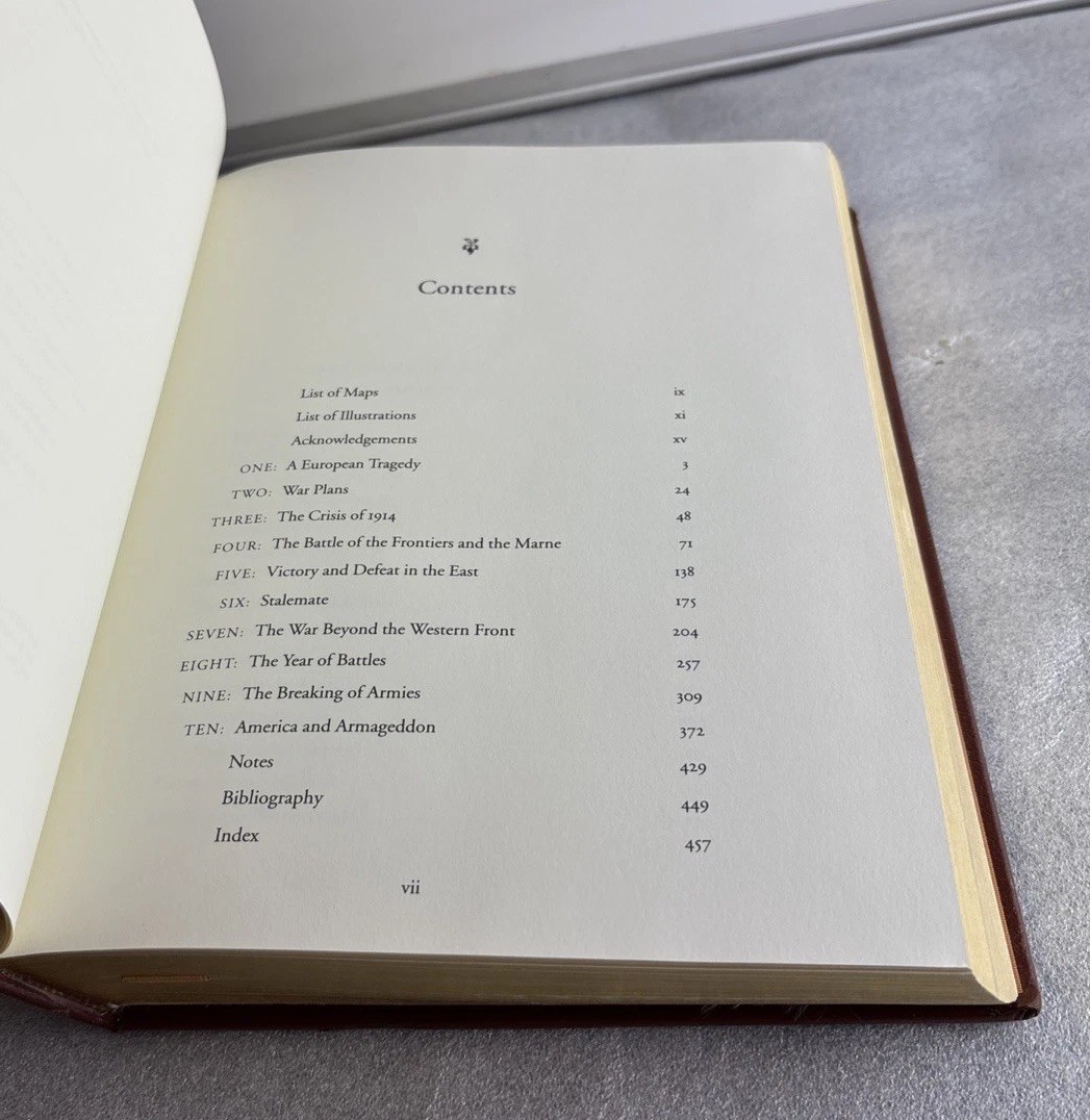 The First World War & Second World War, Two Volumes ( Collector’s Edition in G..