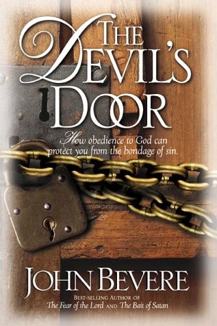 The Devil’s Door – paperback Bevere, John