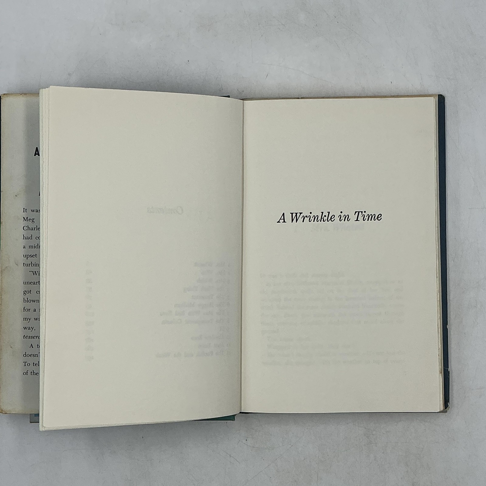 A WRINKLE IN TIME Madeleine L’Engle 1962 1st Ed HC DJ Vintage Blue BCE