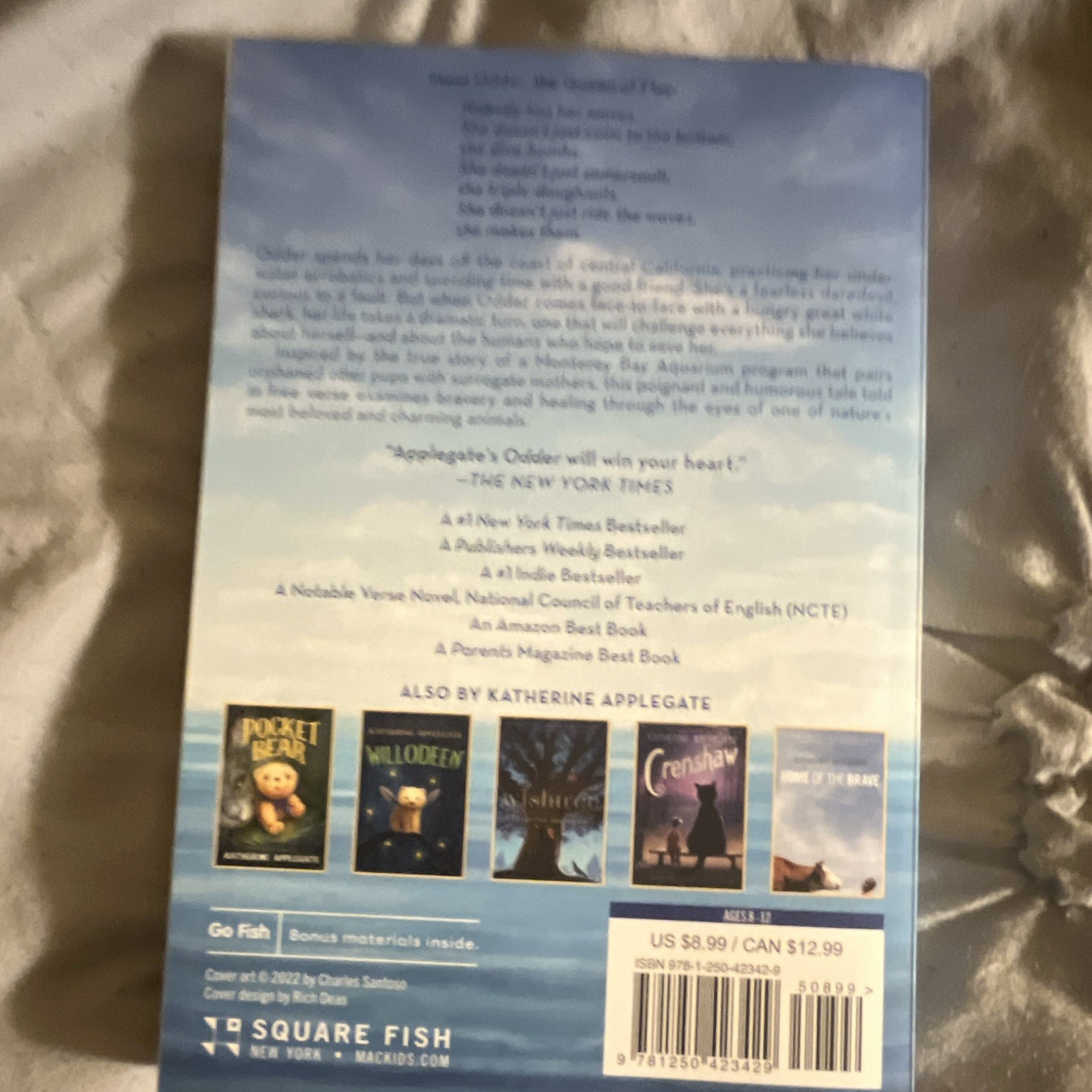 Odder: The Novel by Katherine Applegate Paperback Square Fish, Illus Santoso