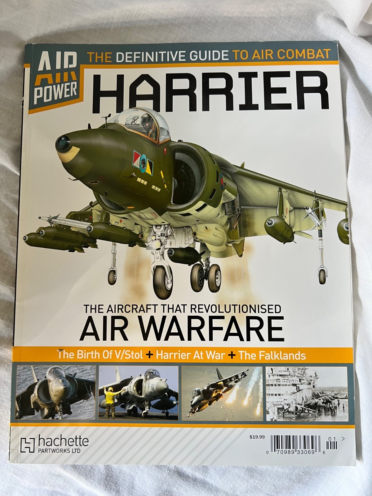 AIR POWER THE DEFINITIVE GUIDE TO AIR COMBAT LANCASTER SPITFIRE HARRIER MOSQUITO