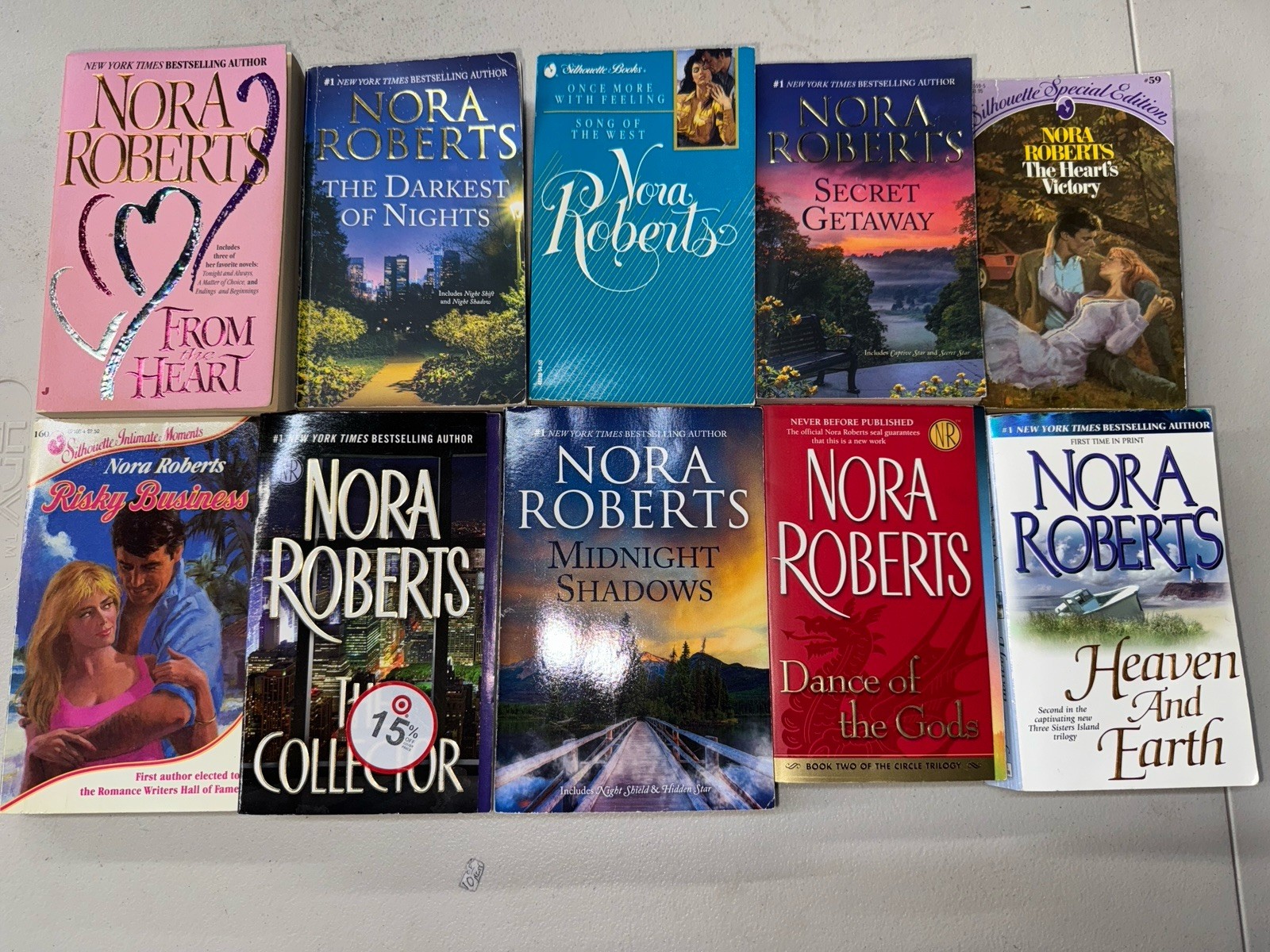 Lot of 25 Nora Roberts – Mass Paperback Books – Free Shipping