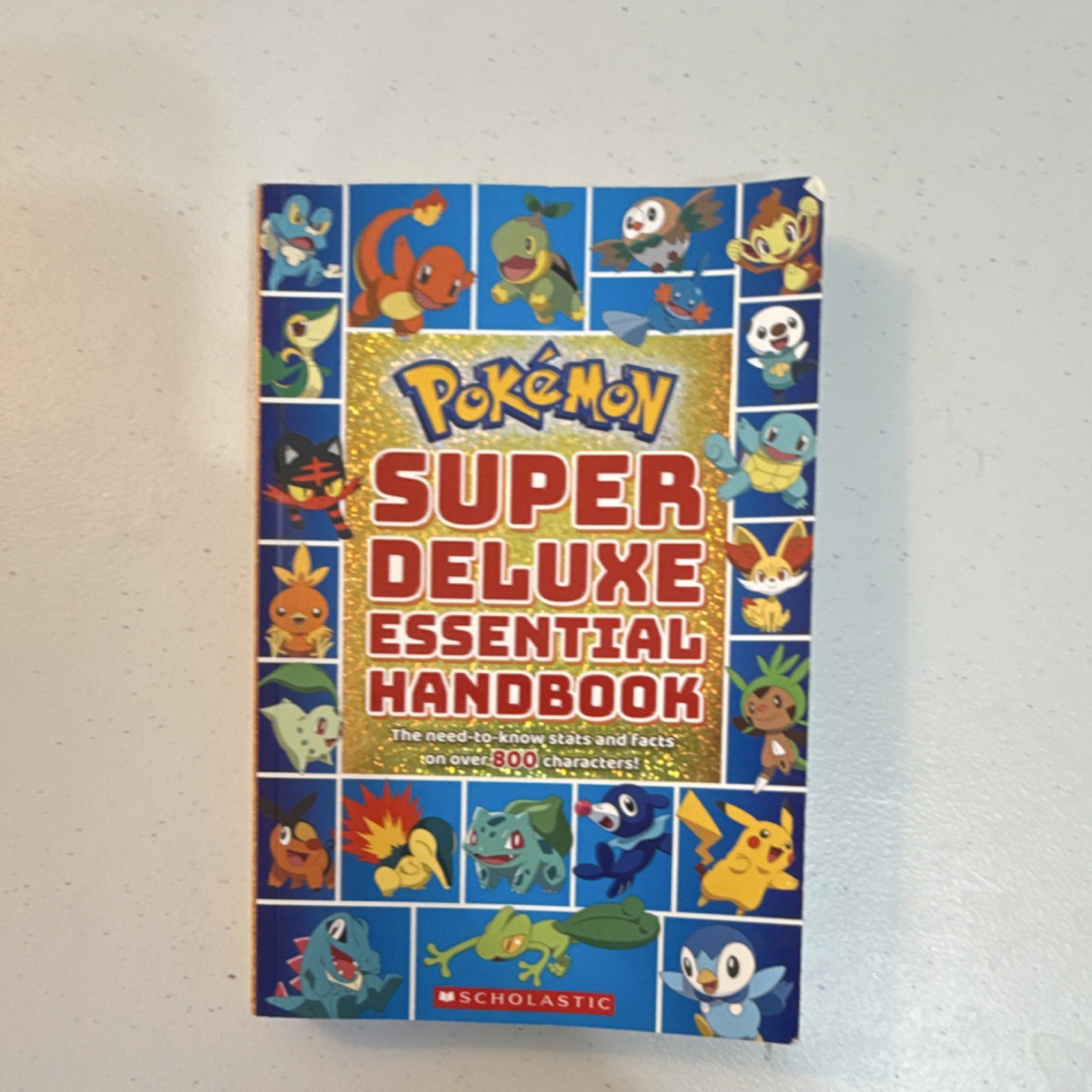 Pokémon Super Deluxe Essential Handbook Scholastic 2018 Paperback 496 Pages