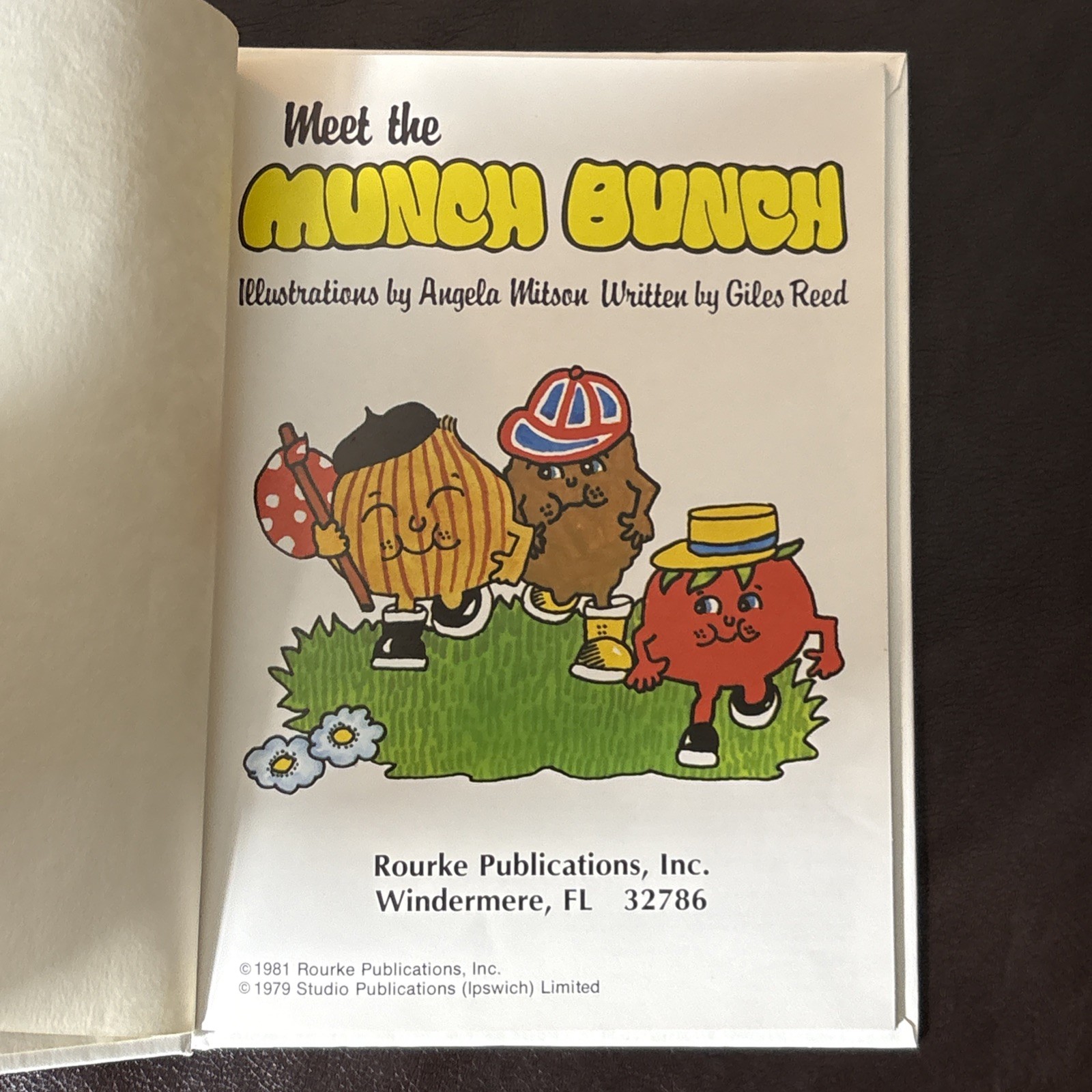 Vintage Meet the Munch Bunch HB 1981 Giles Reed – Vegetable Stories