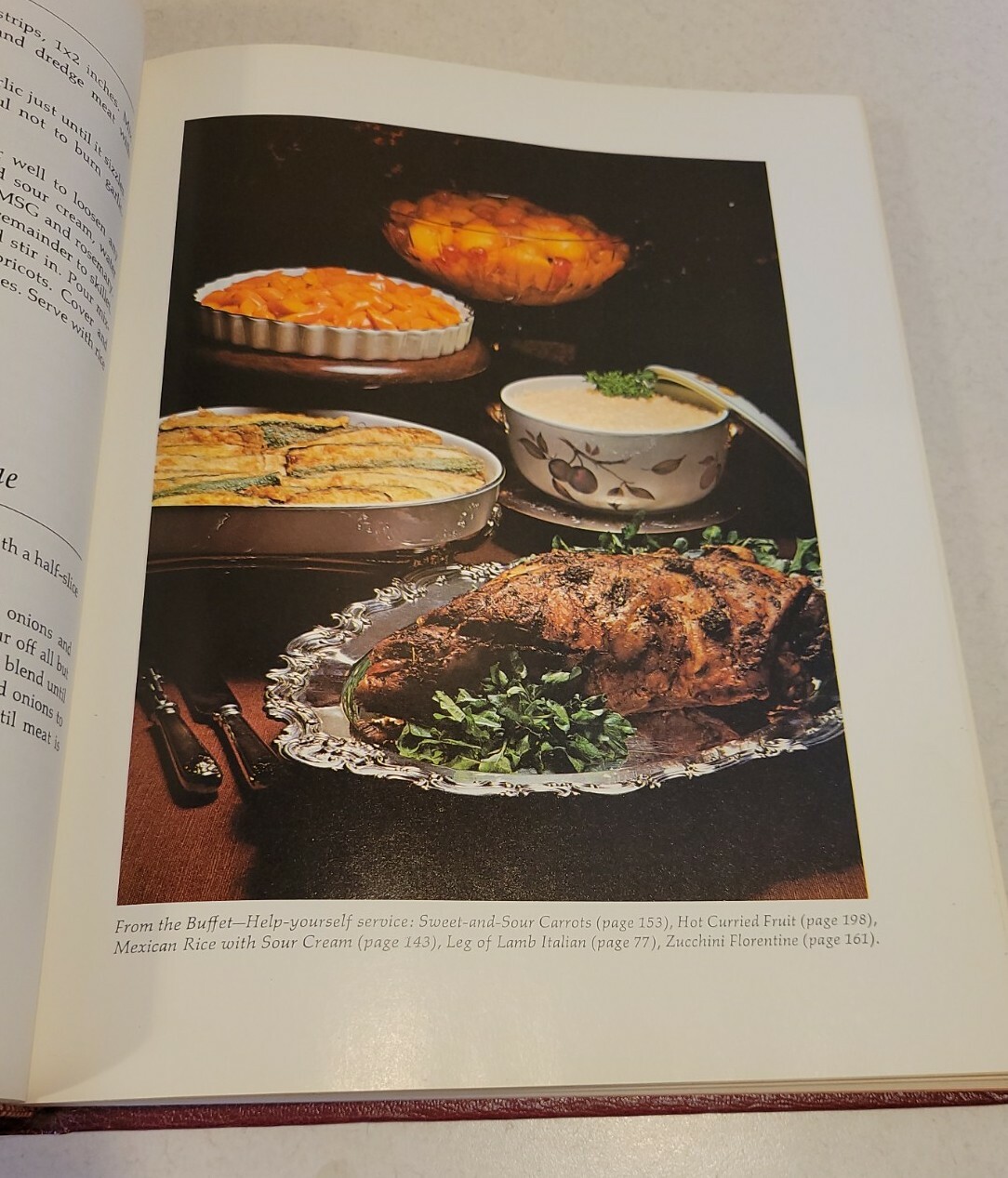 Five-Star Favorites: Recipes From Friends of Mamie and Ike (1974) 272 pages