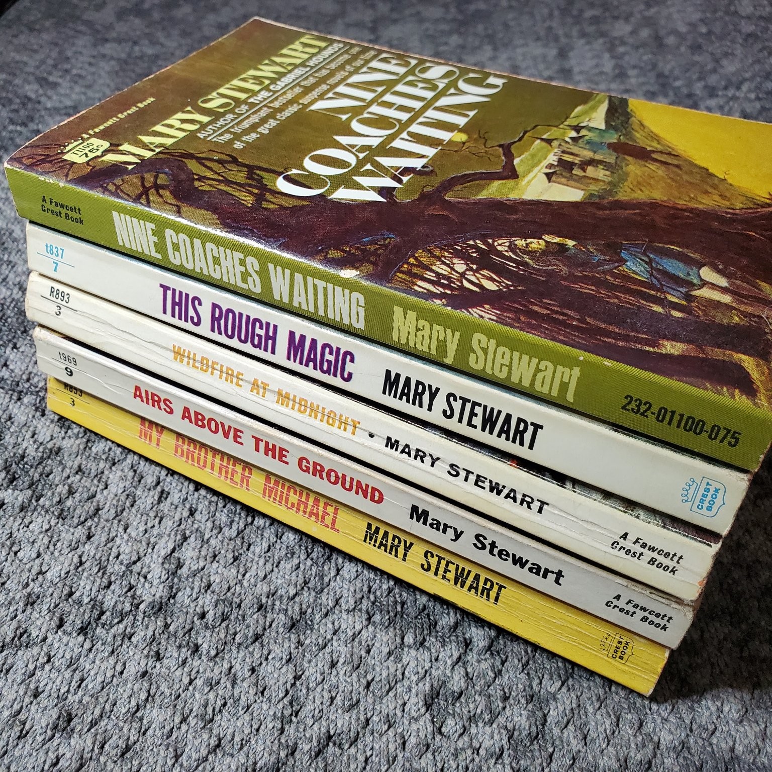 Nine Coaches Waiting Mary Stewart 1969 Reprint Suspense Gothic Romance Fawcett