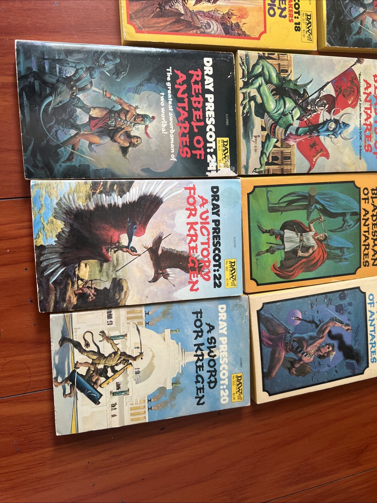 Lot 11 Dray Prescot DAW books, paperbacks in good condition
