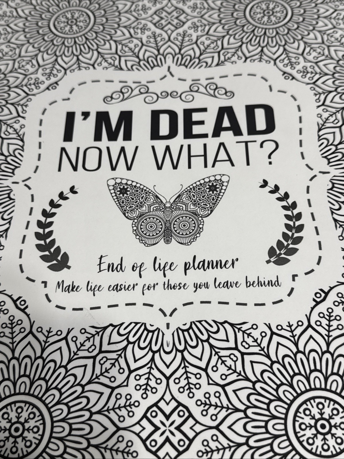 End of Life Planner: Simplify Matters for Loved Ones, 8.5 x 11 Inches