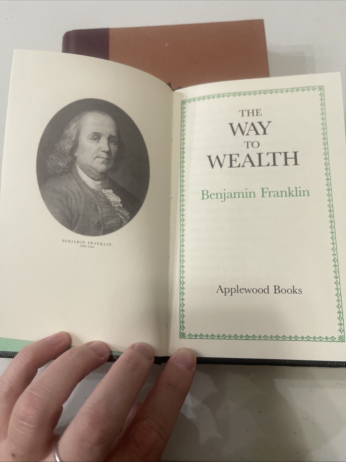 They Way to Wealth and Autobiography of Benjamin Franklin Lot Of 2 Books (A14)