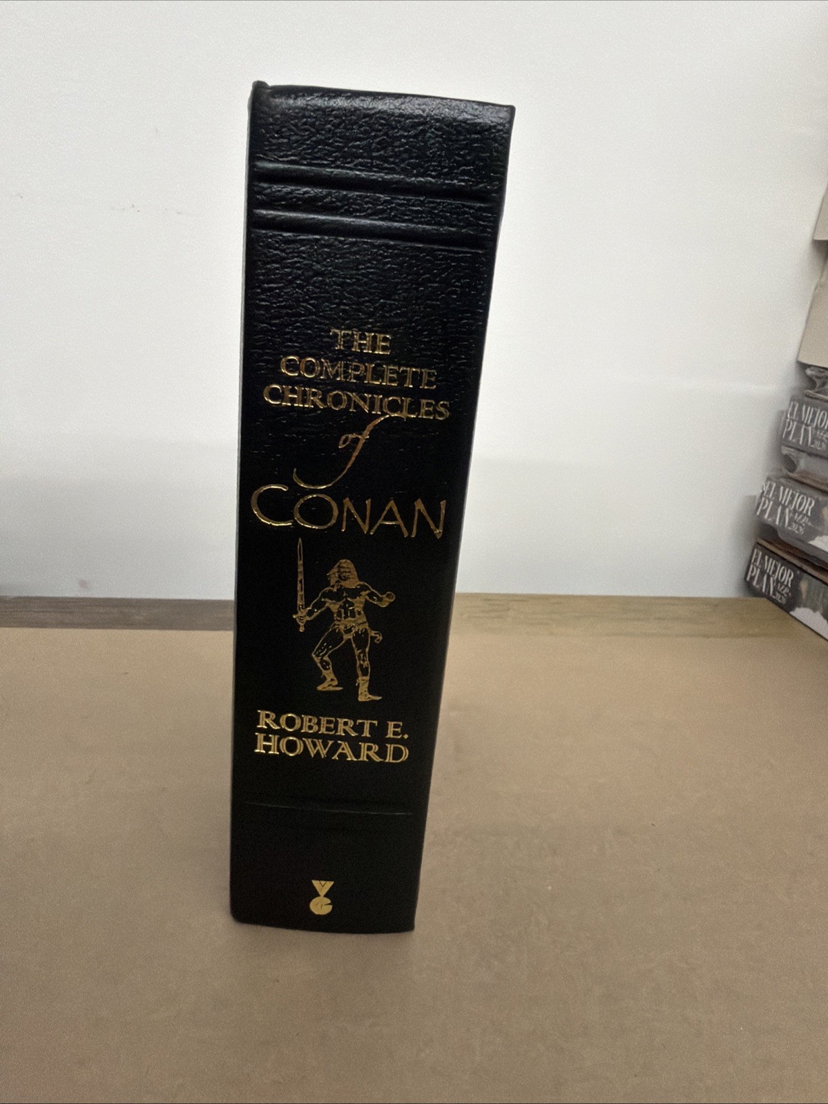 COMPLETE ILLUSTRATED CHRONICLES OF CONAN Robert E Howard Faux Leather Bound