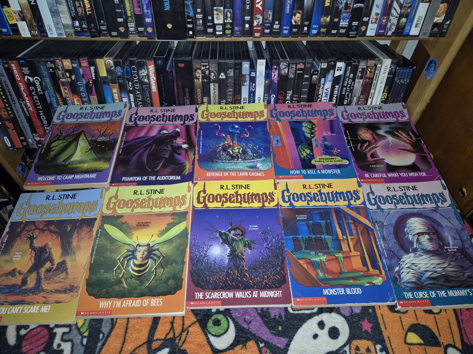 Goosebumps R.L Stine Apple Fiction Lot of 32 Scholastic Books Vintage 90s-2000s