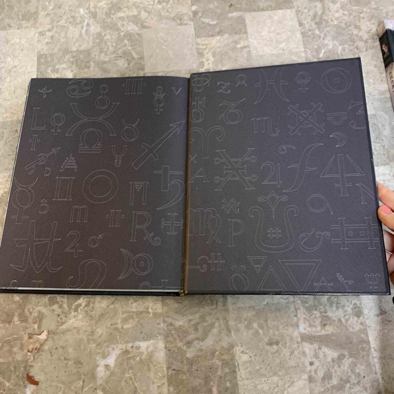 Swords & Sorcery Book Lot The Divine & the Defeated D&D RPG Rulebook Sourcebook!