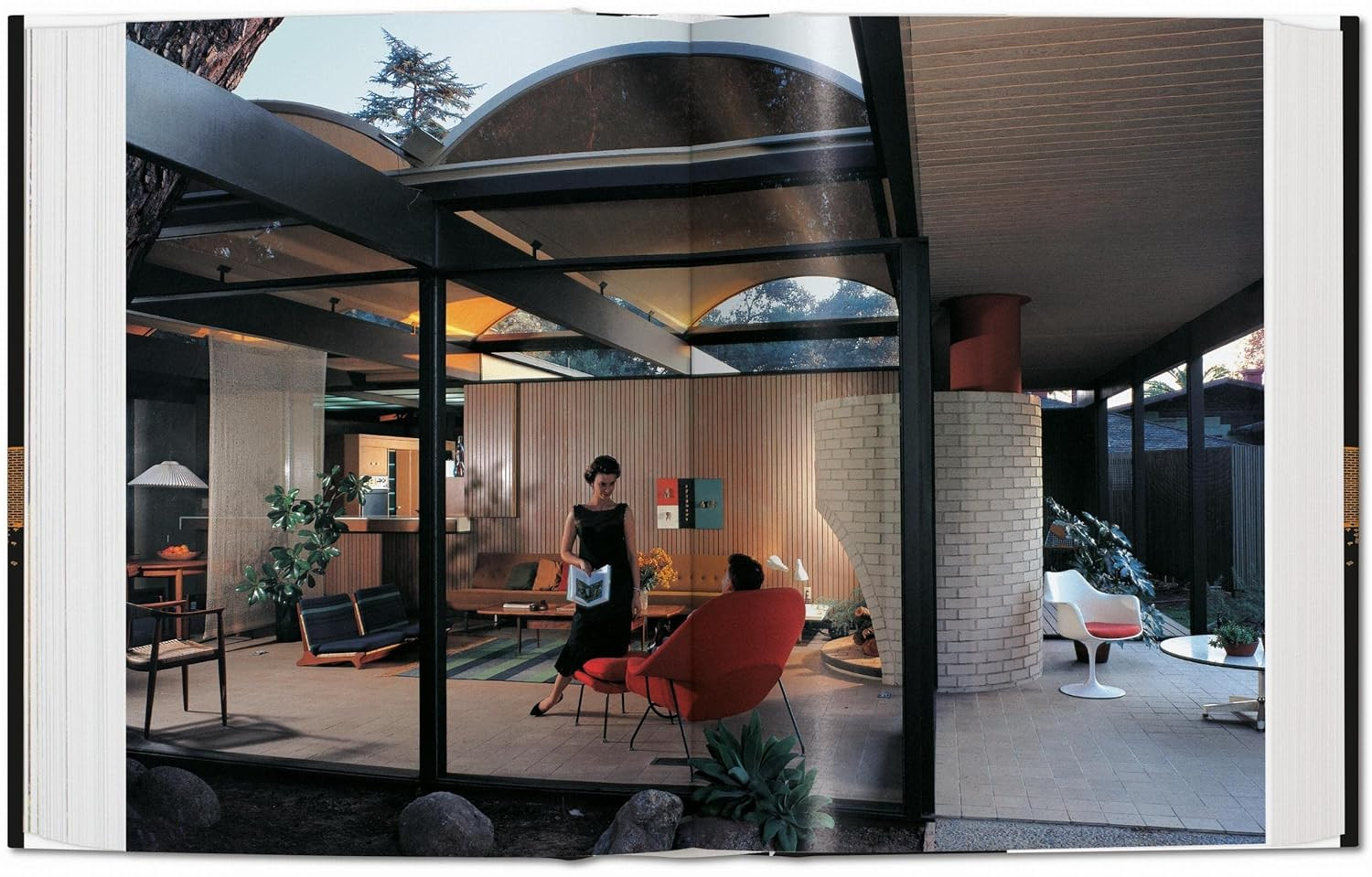 Case Study Houses: the Complete CSH Program 1945-1966. 45Th Ed. (45Th Edition) (