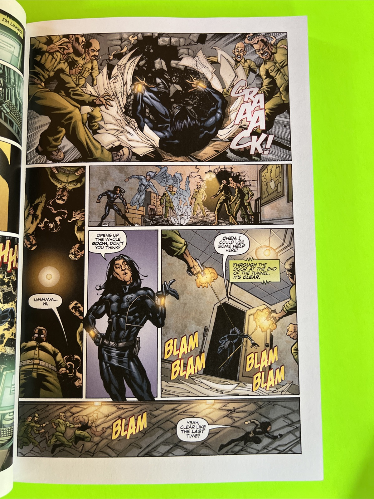 Black Tide: Awakening of the Key – Volume 1