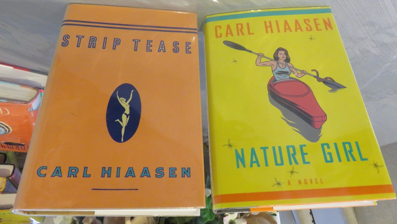 Lot of 14 Hard Cover CARL HIAASEN Books with Dust Jackets in Excellent Condition