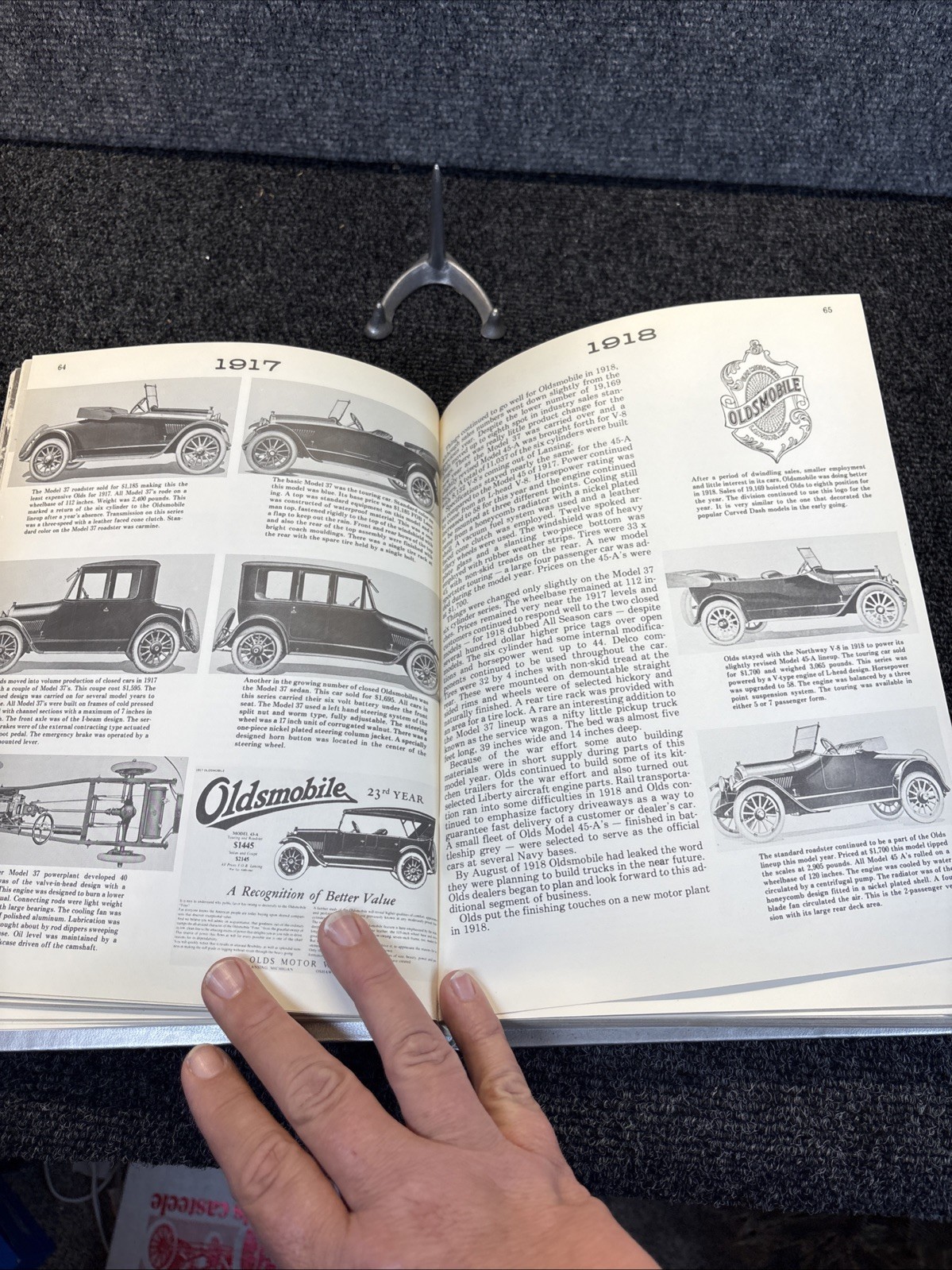 Vtg~The Cars of Oldsmobile~By: Dennis Castelle~1981~Hardcover