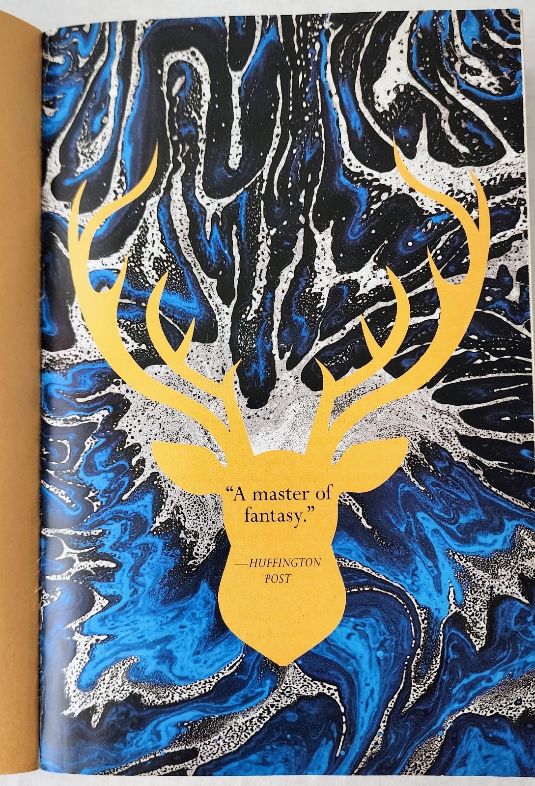 Shadow and Bone Leigh Bardugo Grishaverse PB Netflix Tie-In Bonus Content